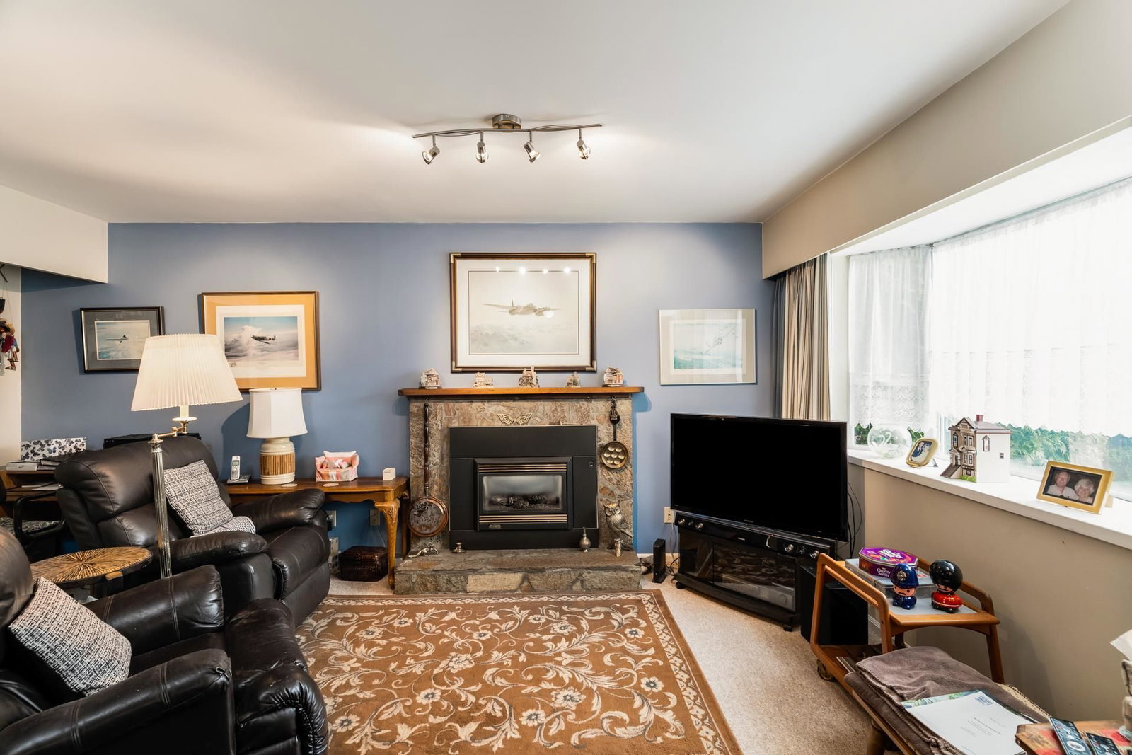 Listing Image 18