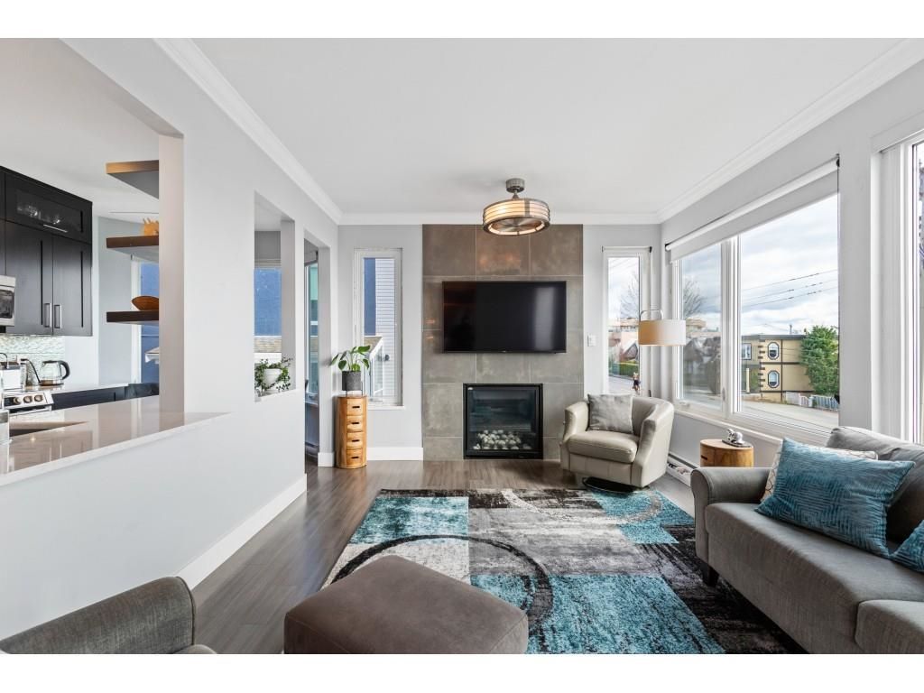 Listing Image 13