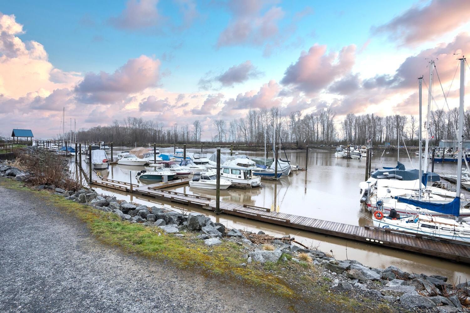 Listing Image 21
