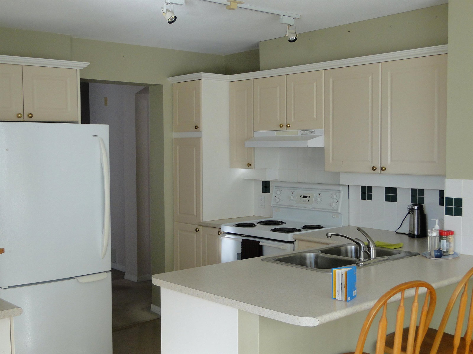 Listing Image 14