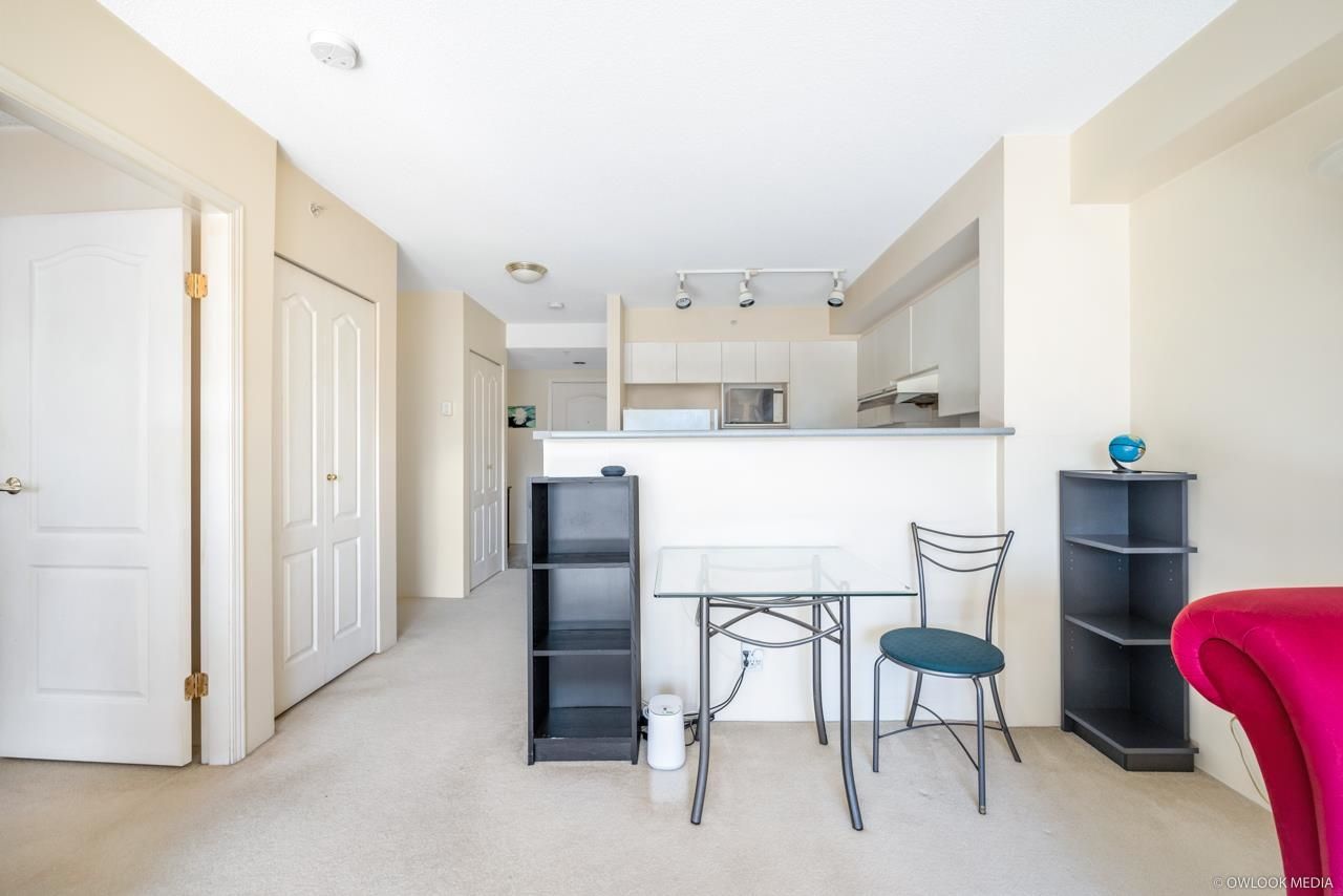 Listing Image 16