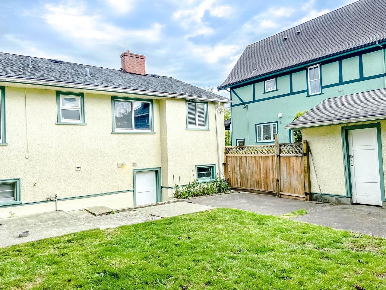 Listing Image 18
