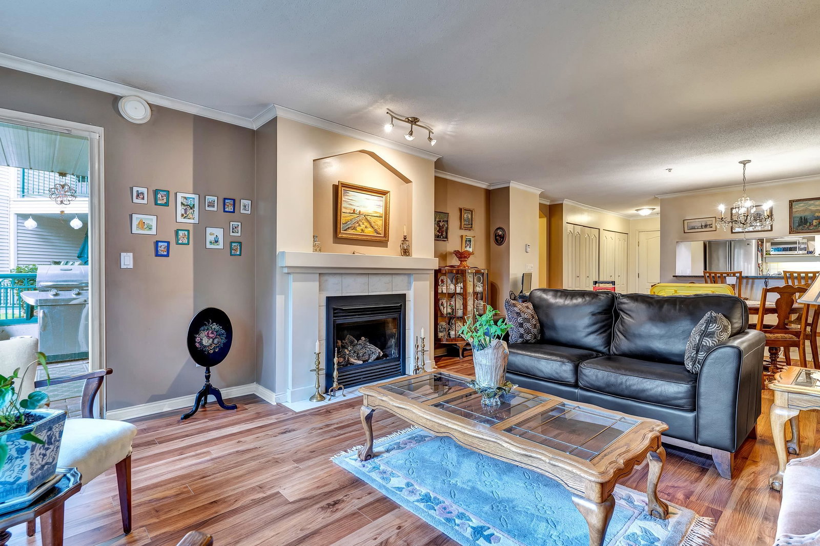 Listing Image 21