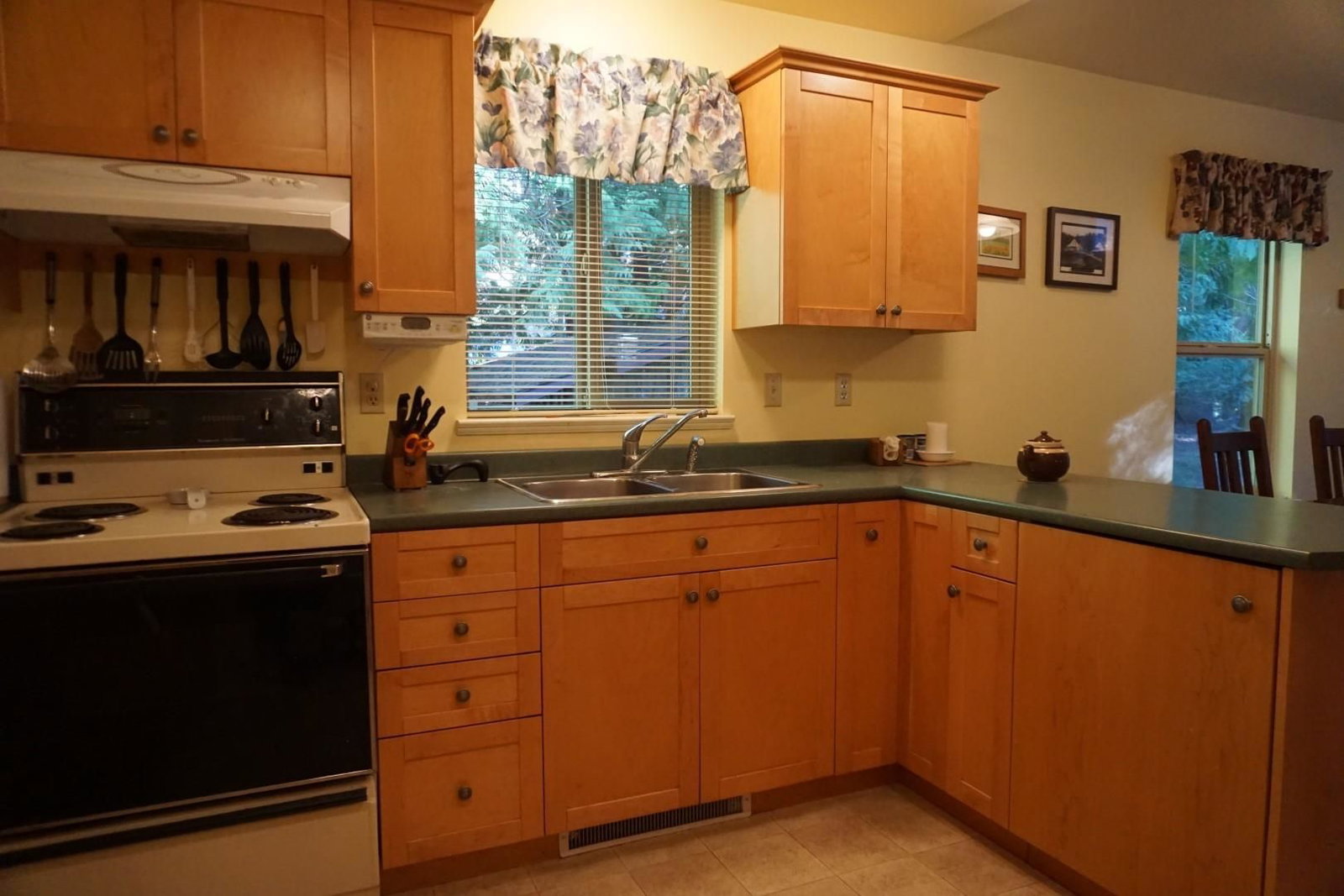 Listing Image 13