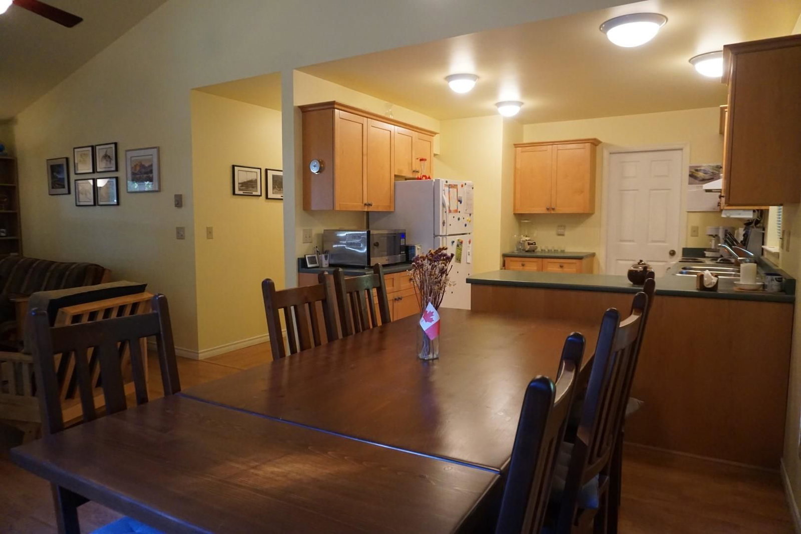 Listing Image 9