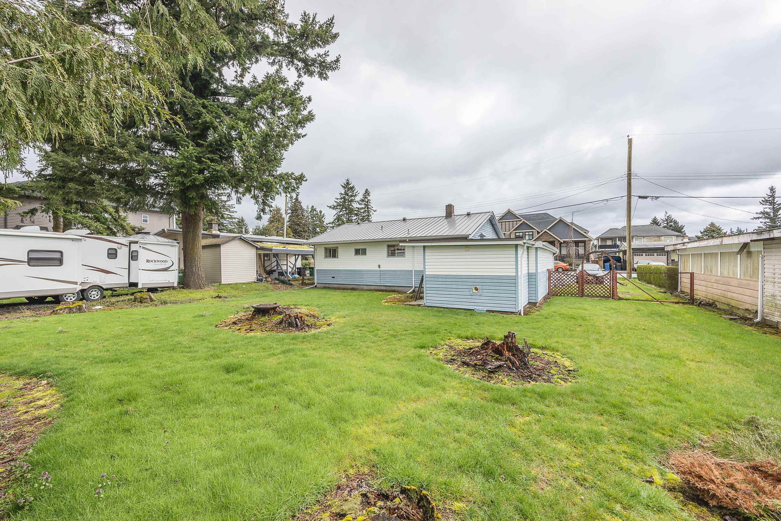 Listing Image 14