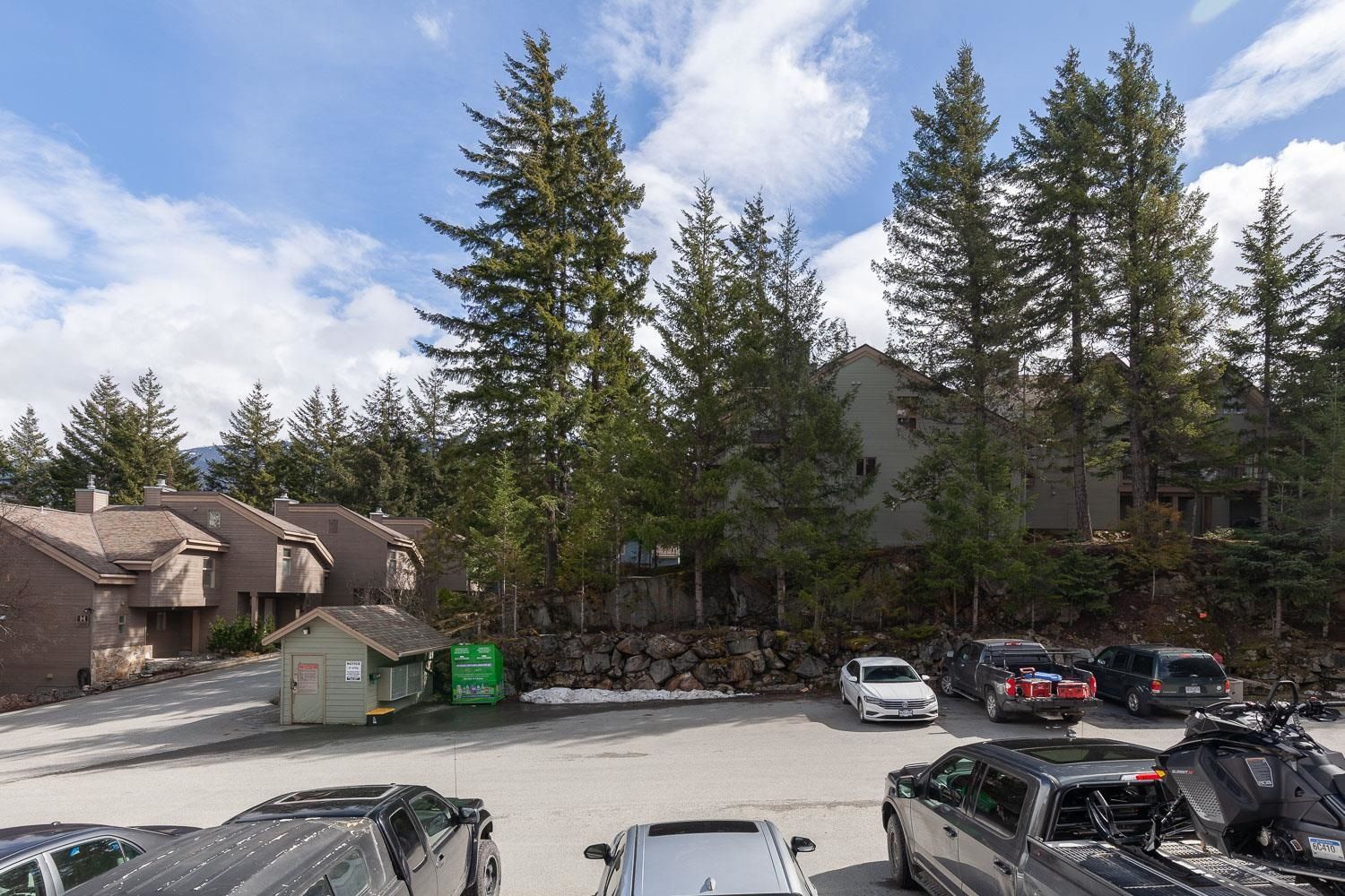 Listing Image 24