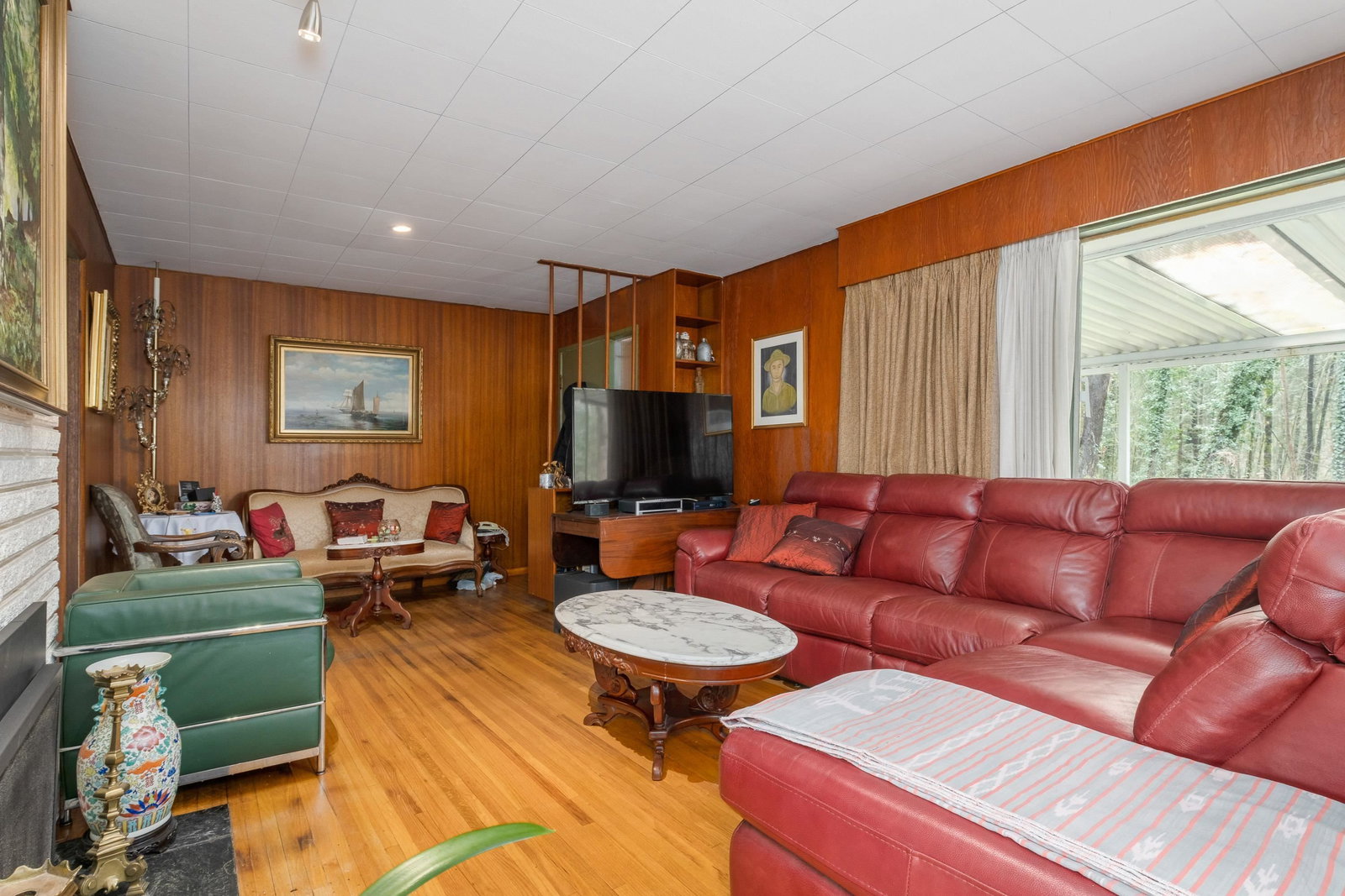 Listing Image 14