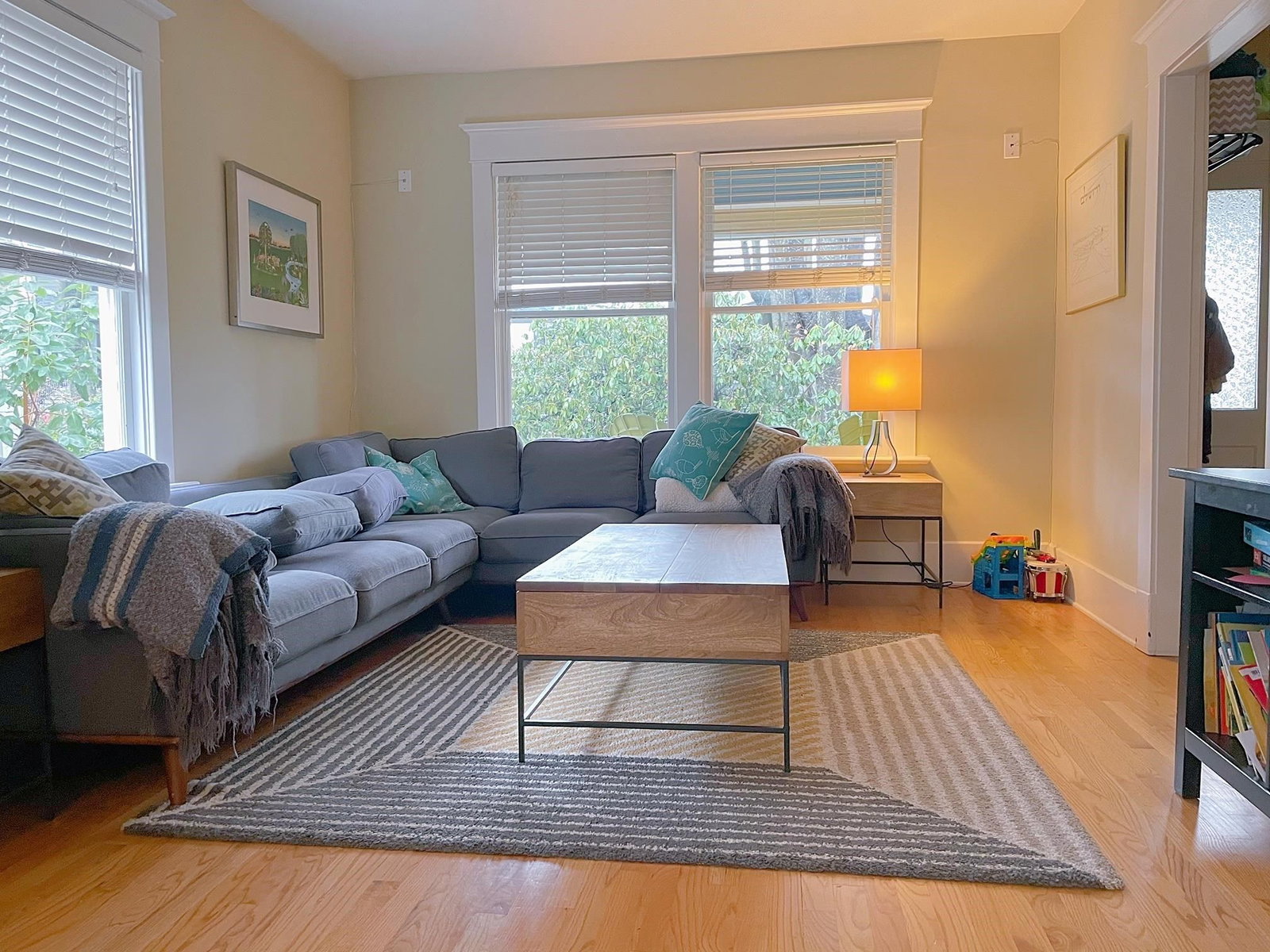 Listing Image 3