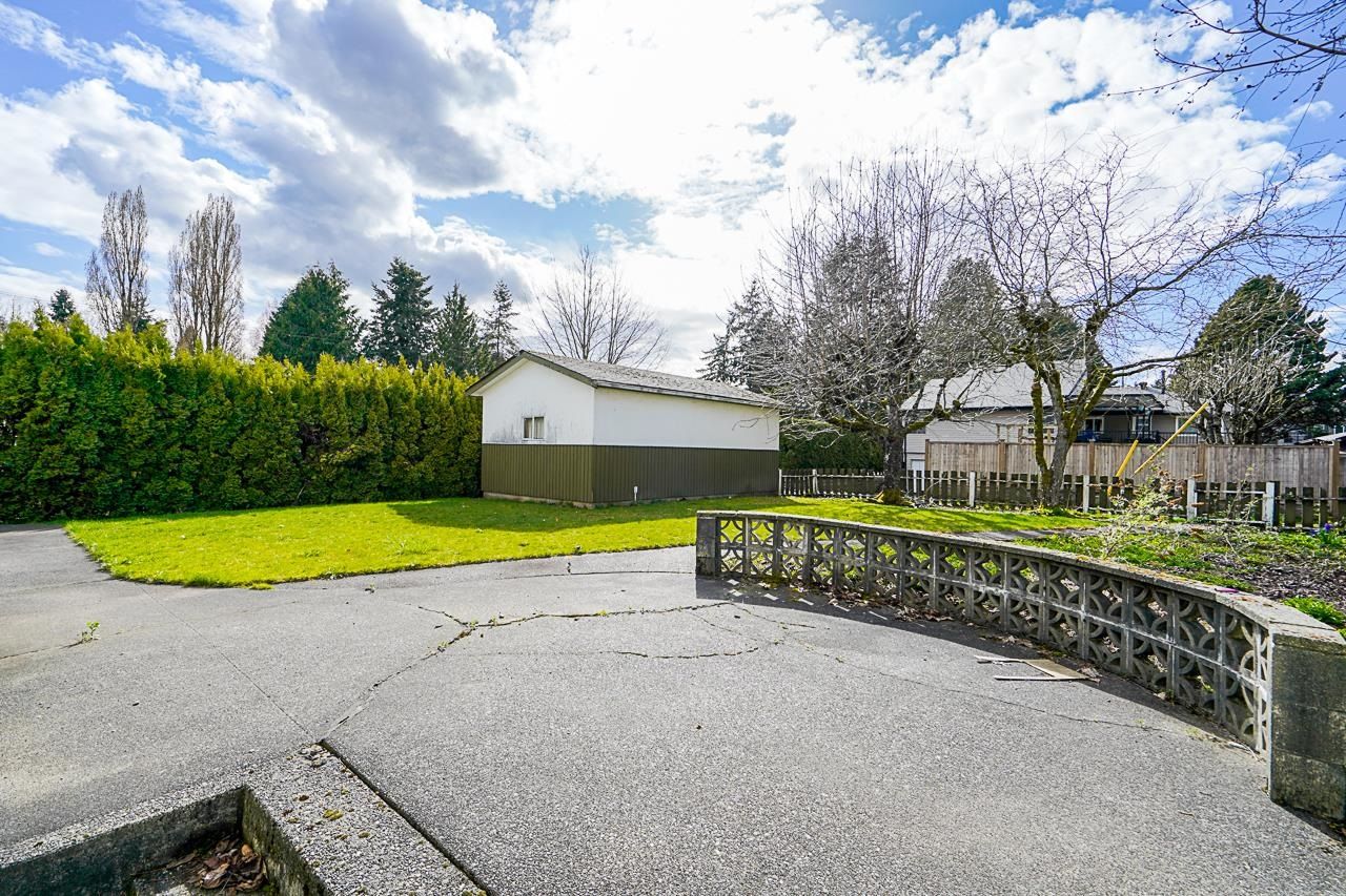 Listing Image 16