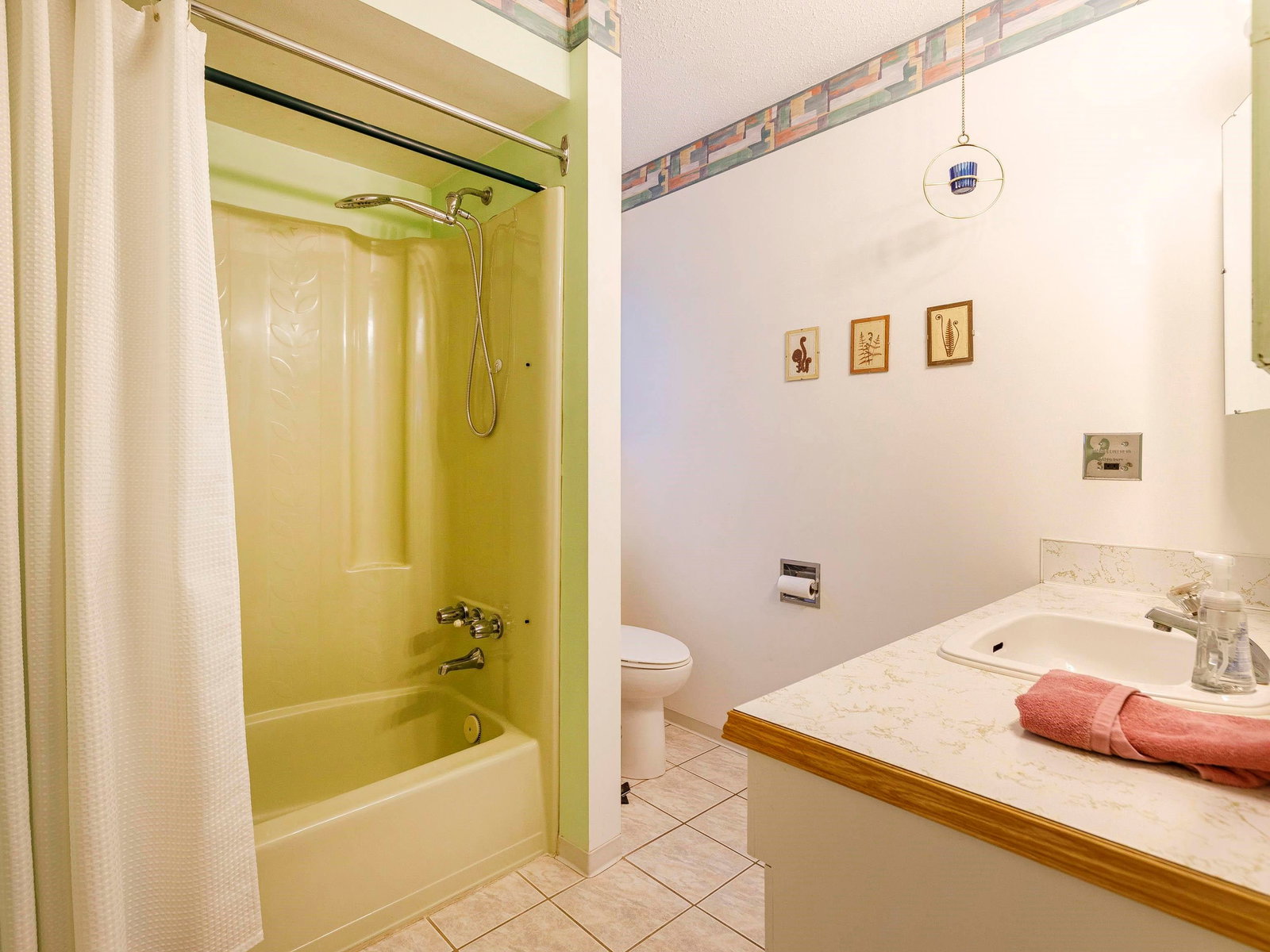 Listing Image 14