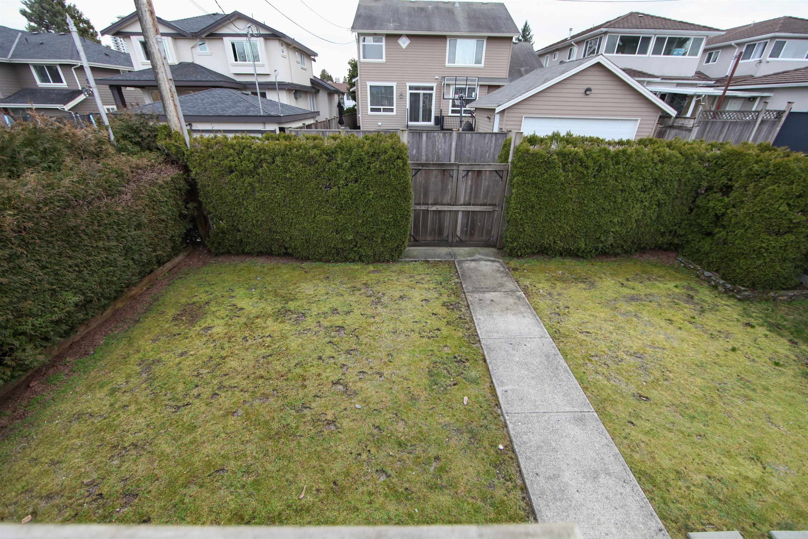 Listing Image 17