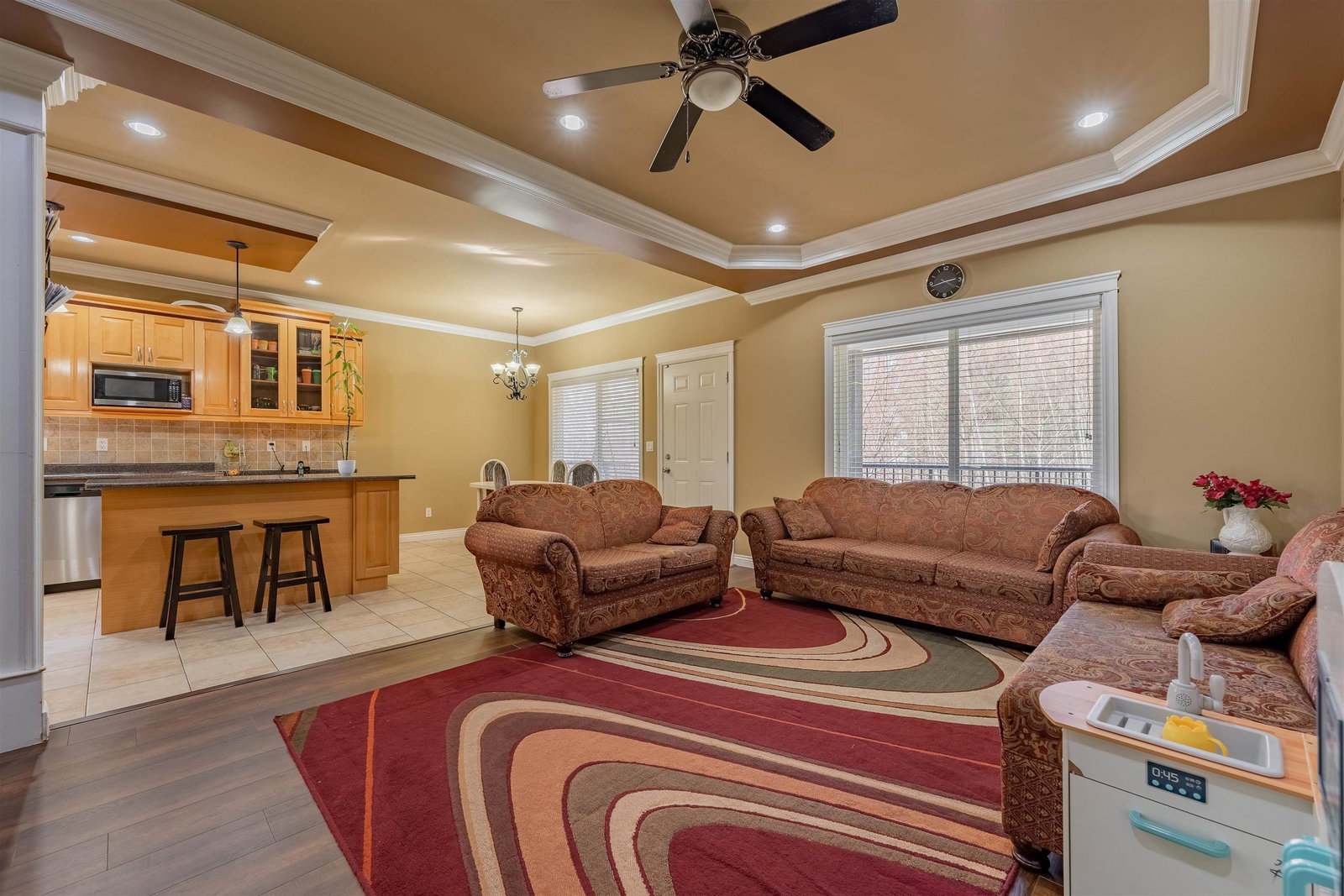 Listing Image 11