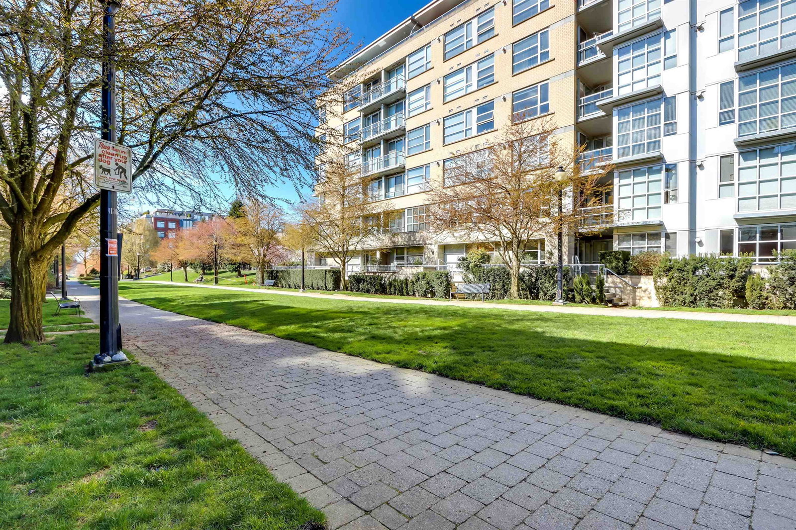 Listing Image 21