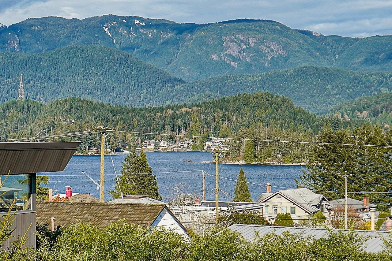 Listing Image 17