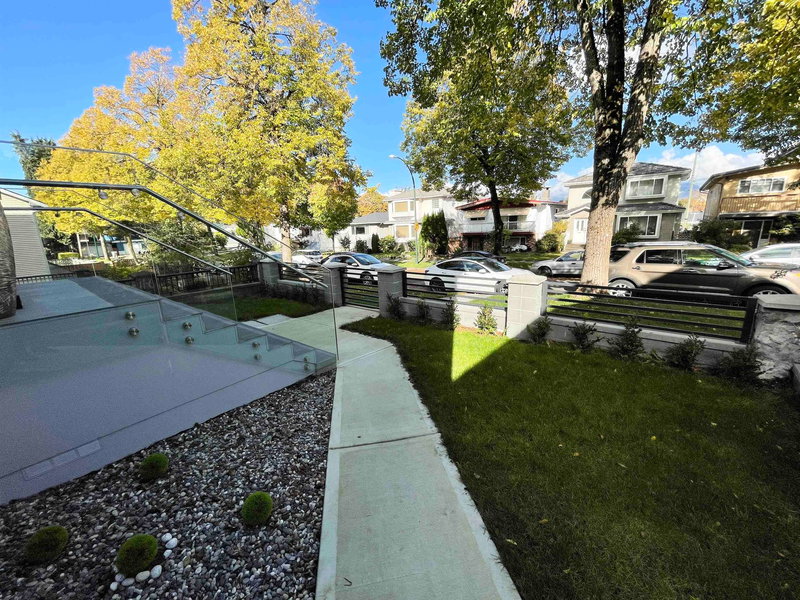 2460 19th Avenue, Vancouver, V5M 2R9 | Image 2