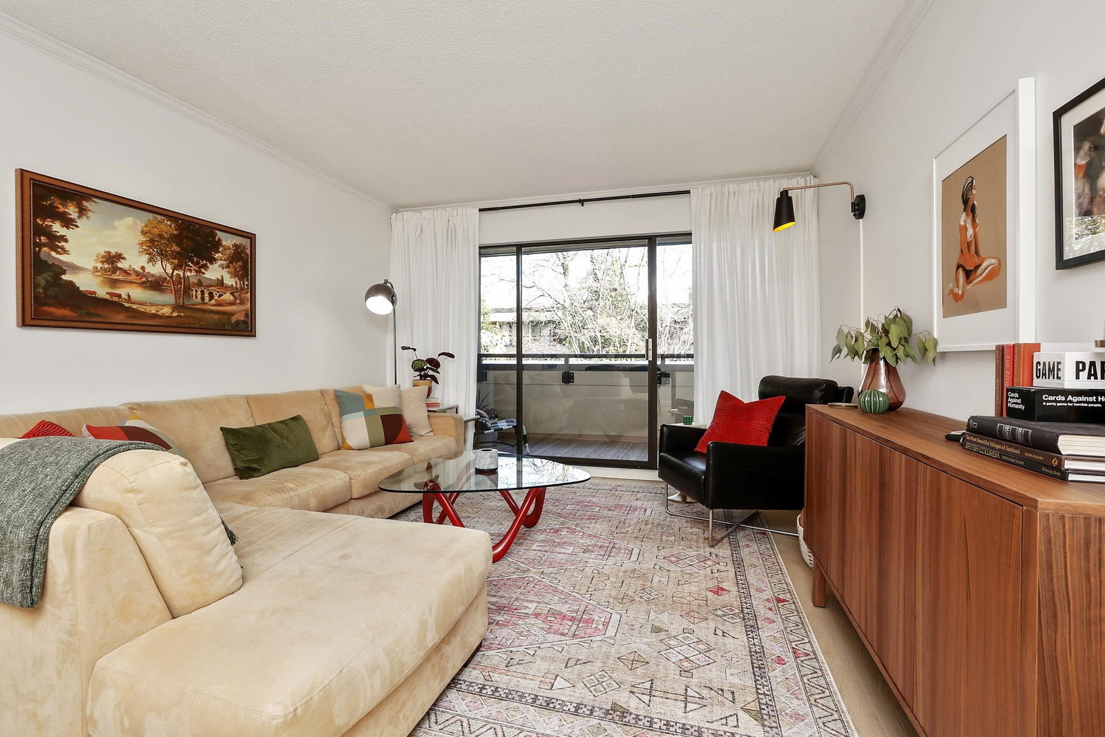 Listing Image 5