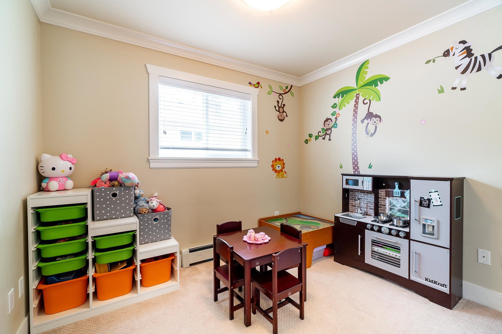Listing Image 19