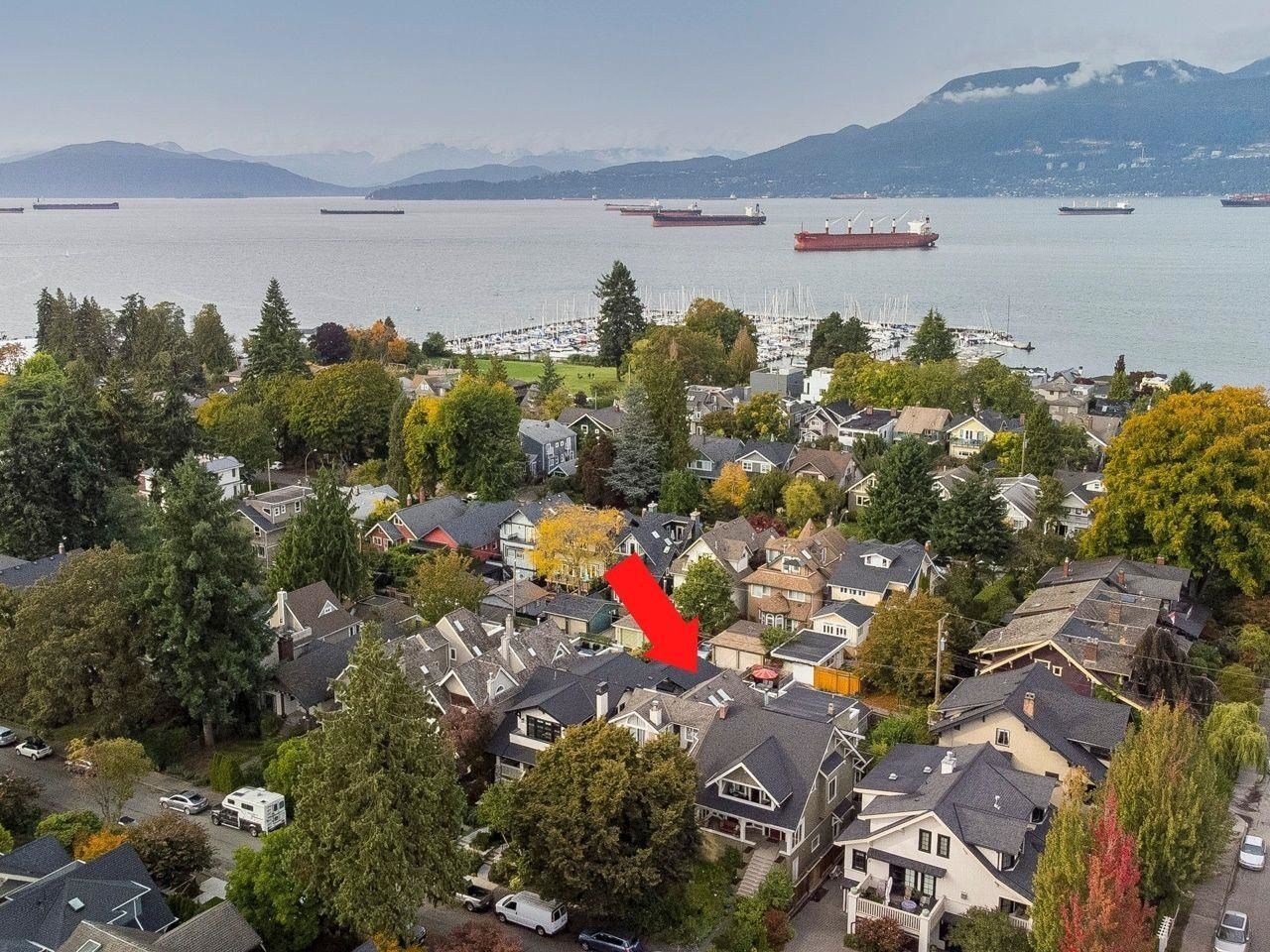 Listing Image 6