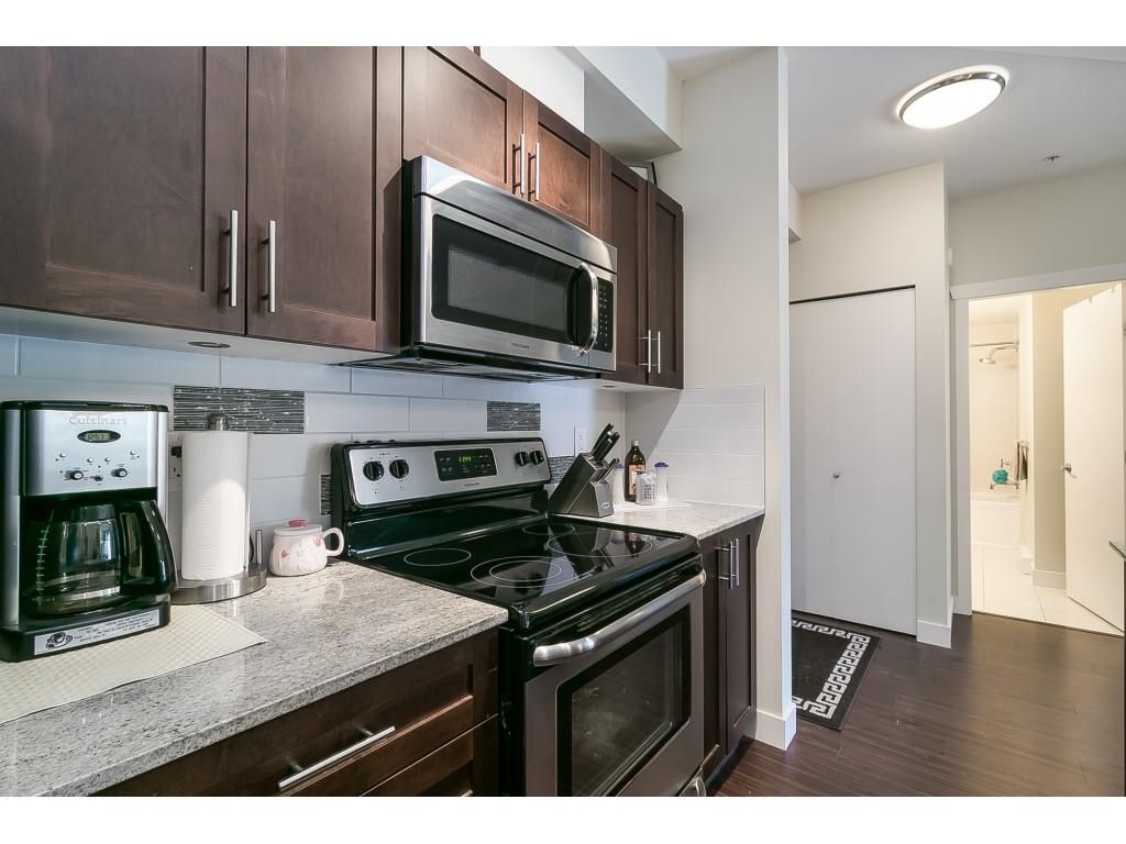 Listing Image 8
