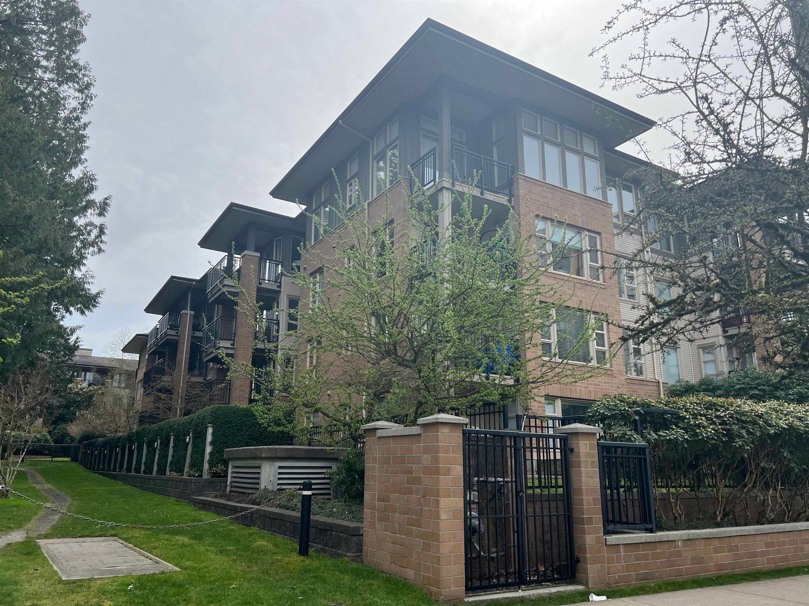 Listing Image 15