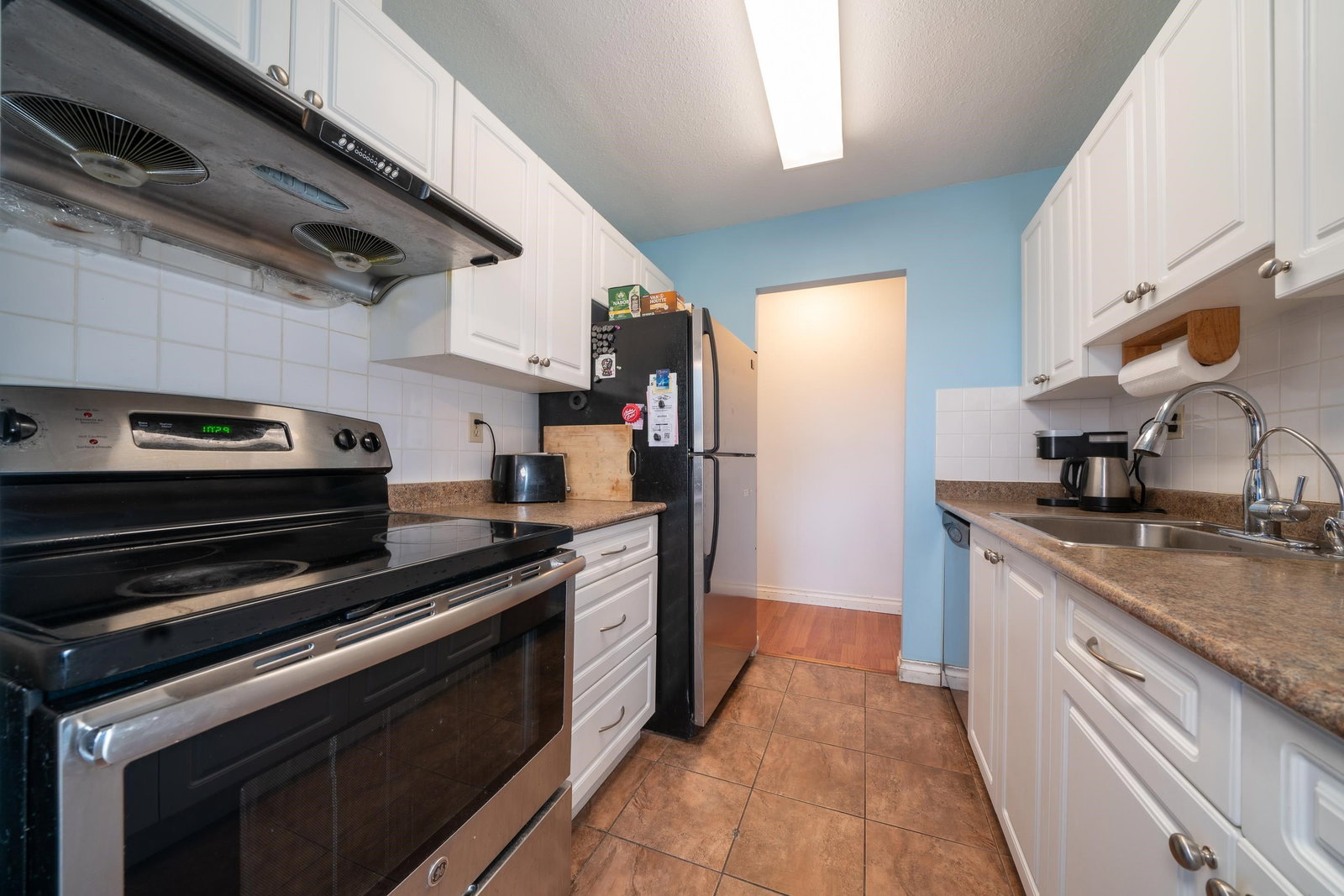 Listing Image 14