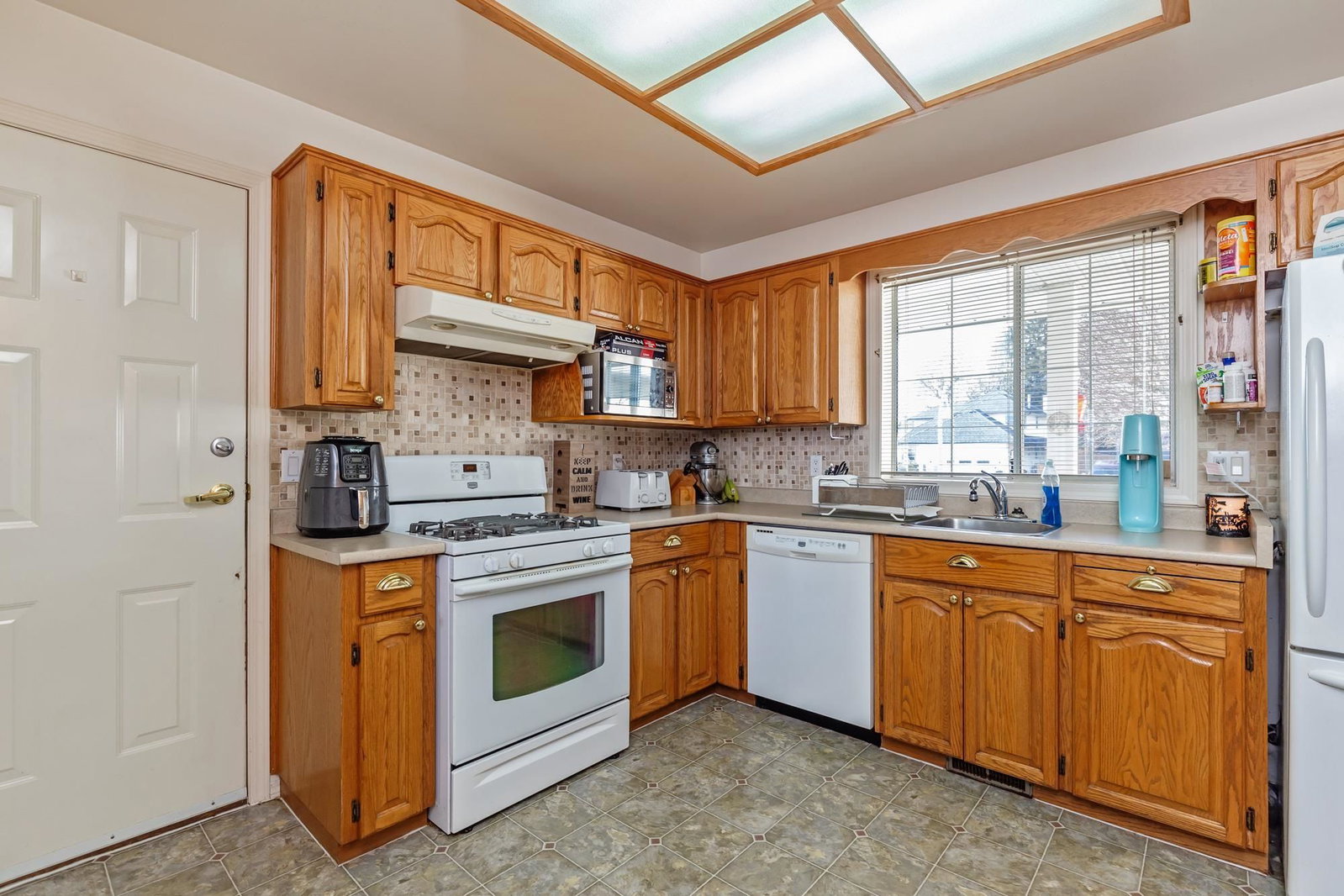 Listing Image 22