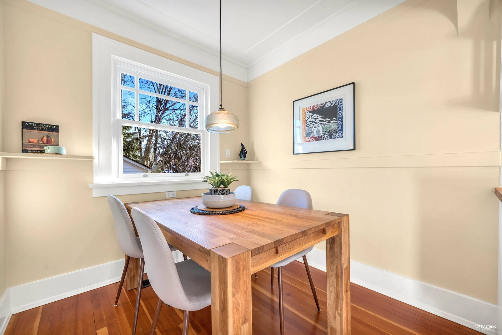 Listing Image 10