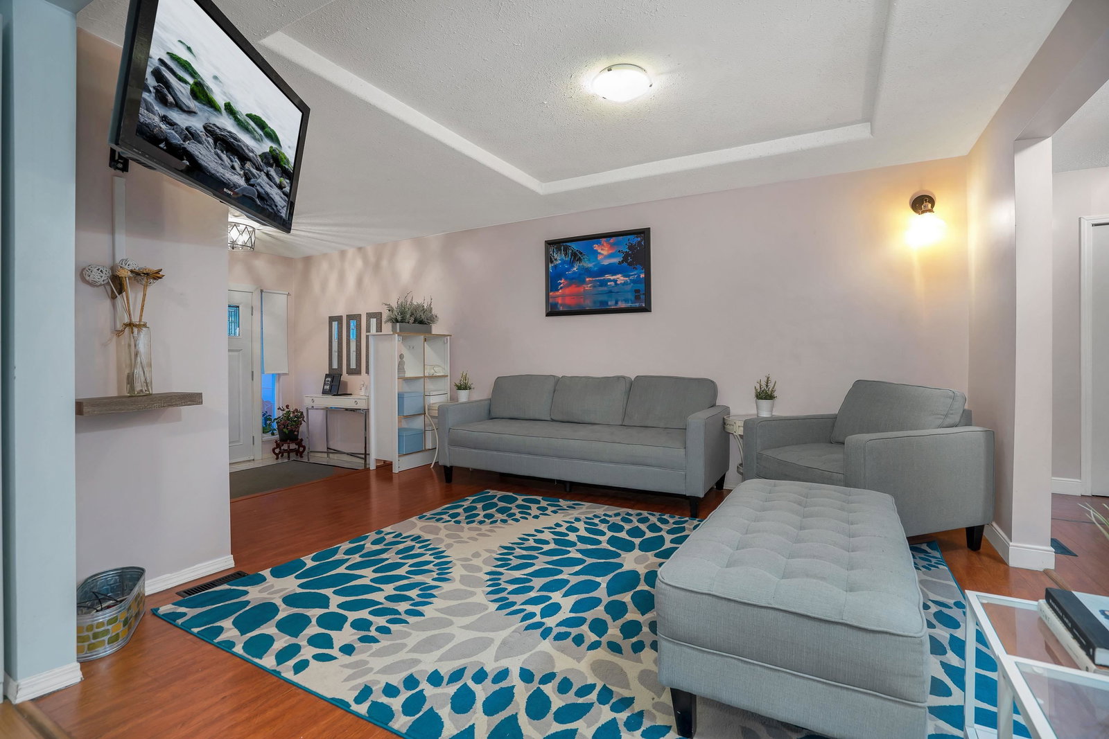 Listing Image 6