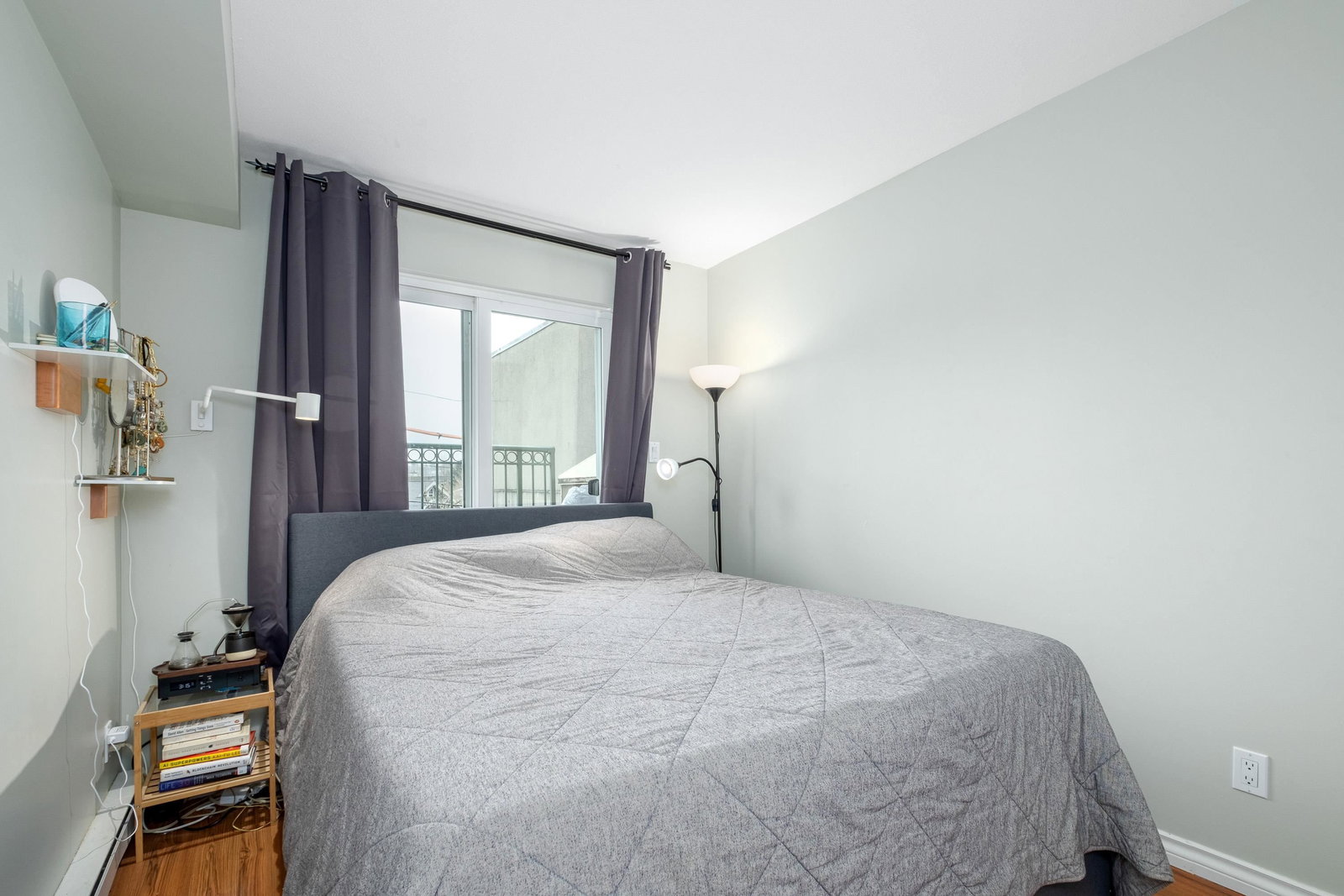 Listing Image 15