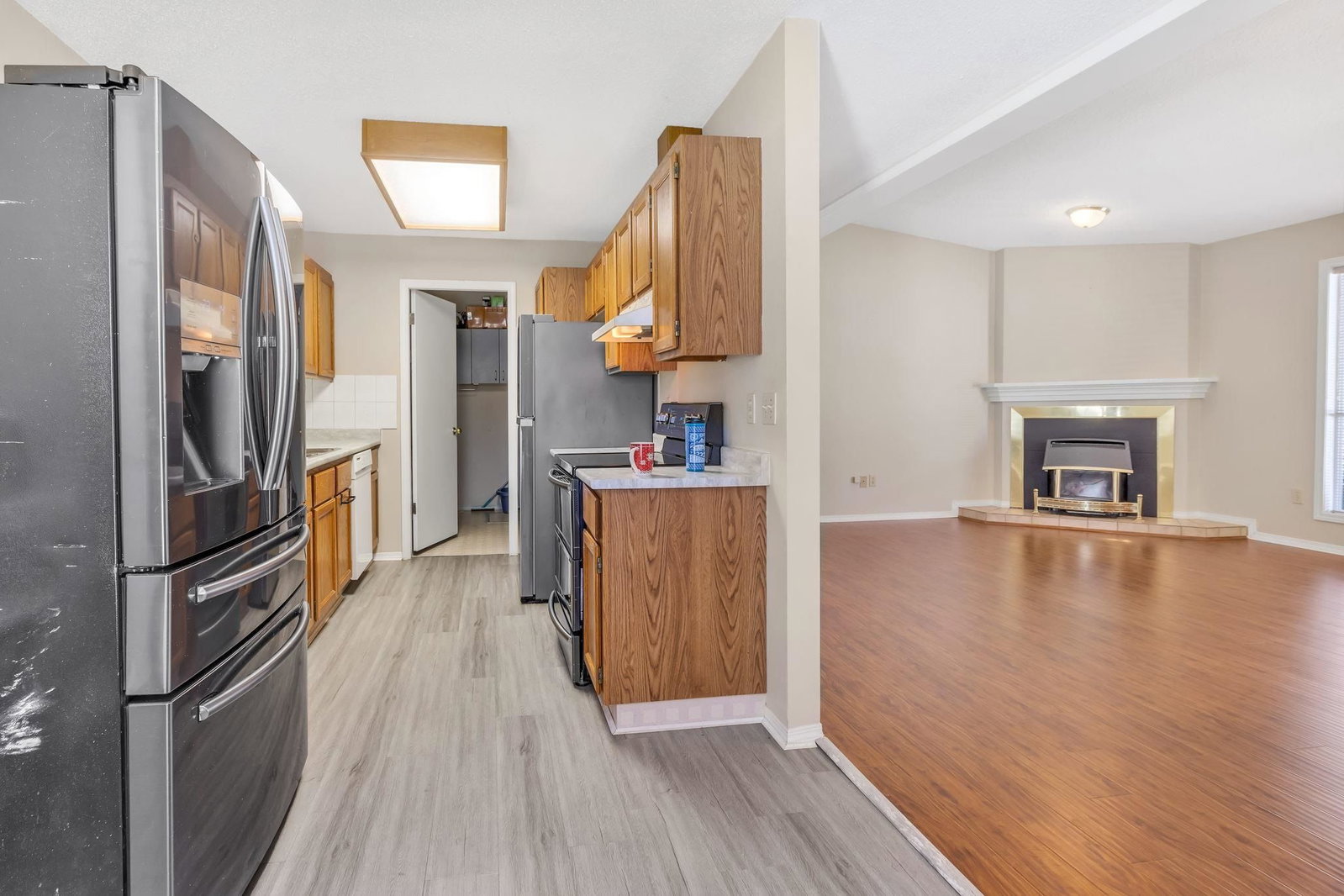 Listing Image 15