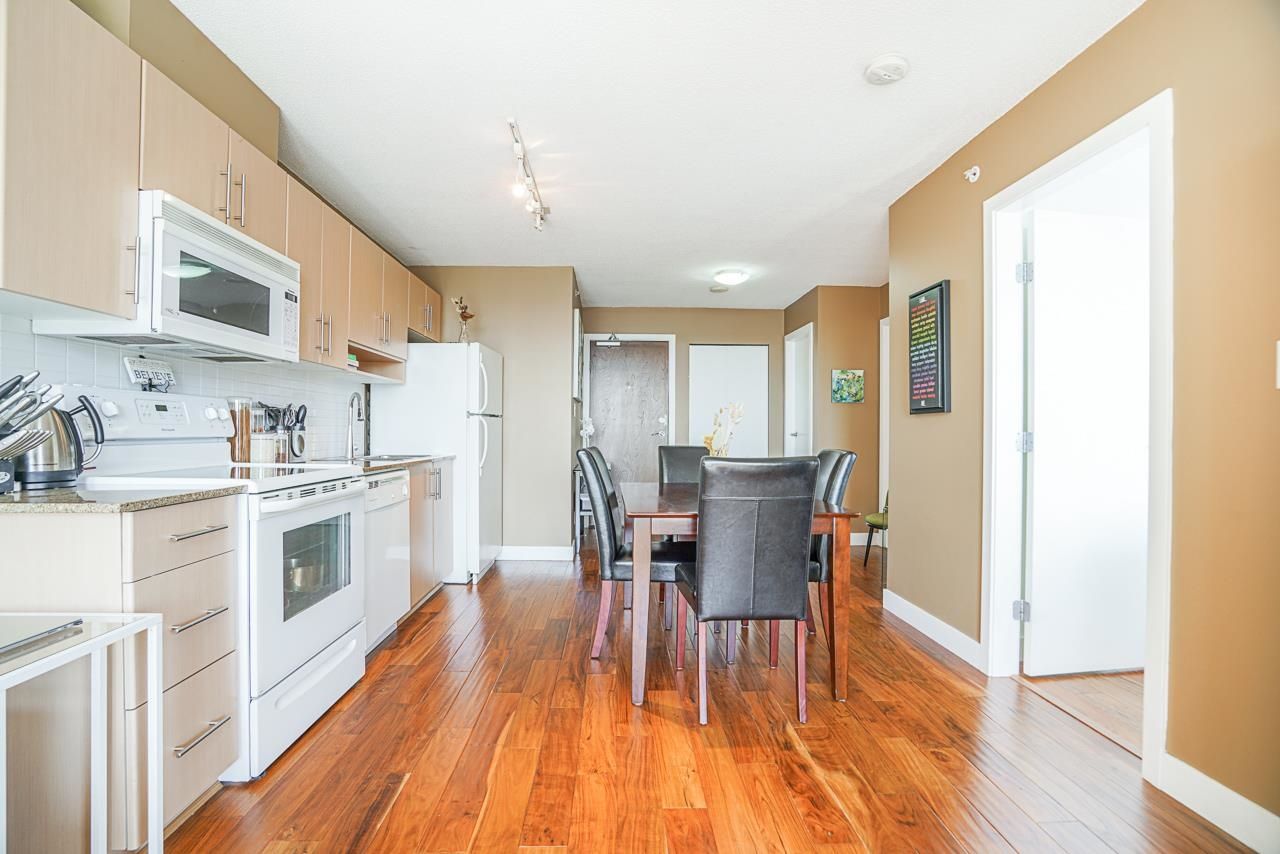 Listing Image 13