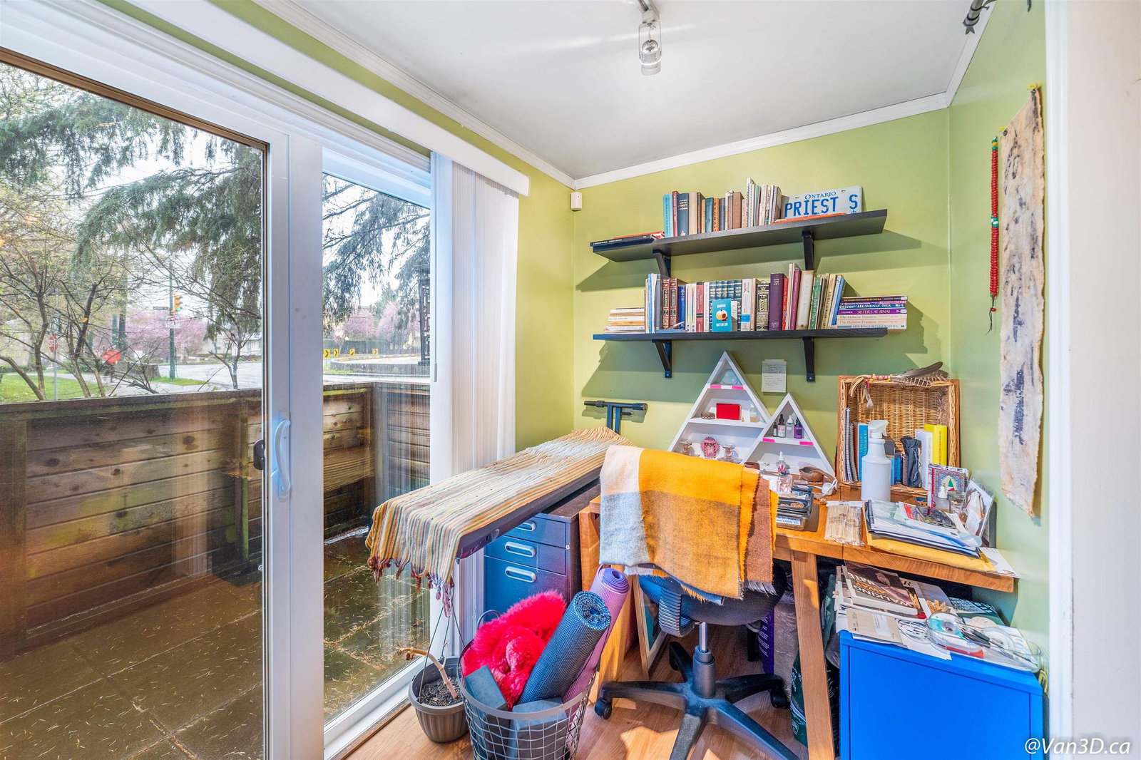 Listing Image 9
