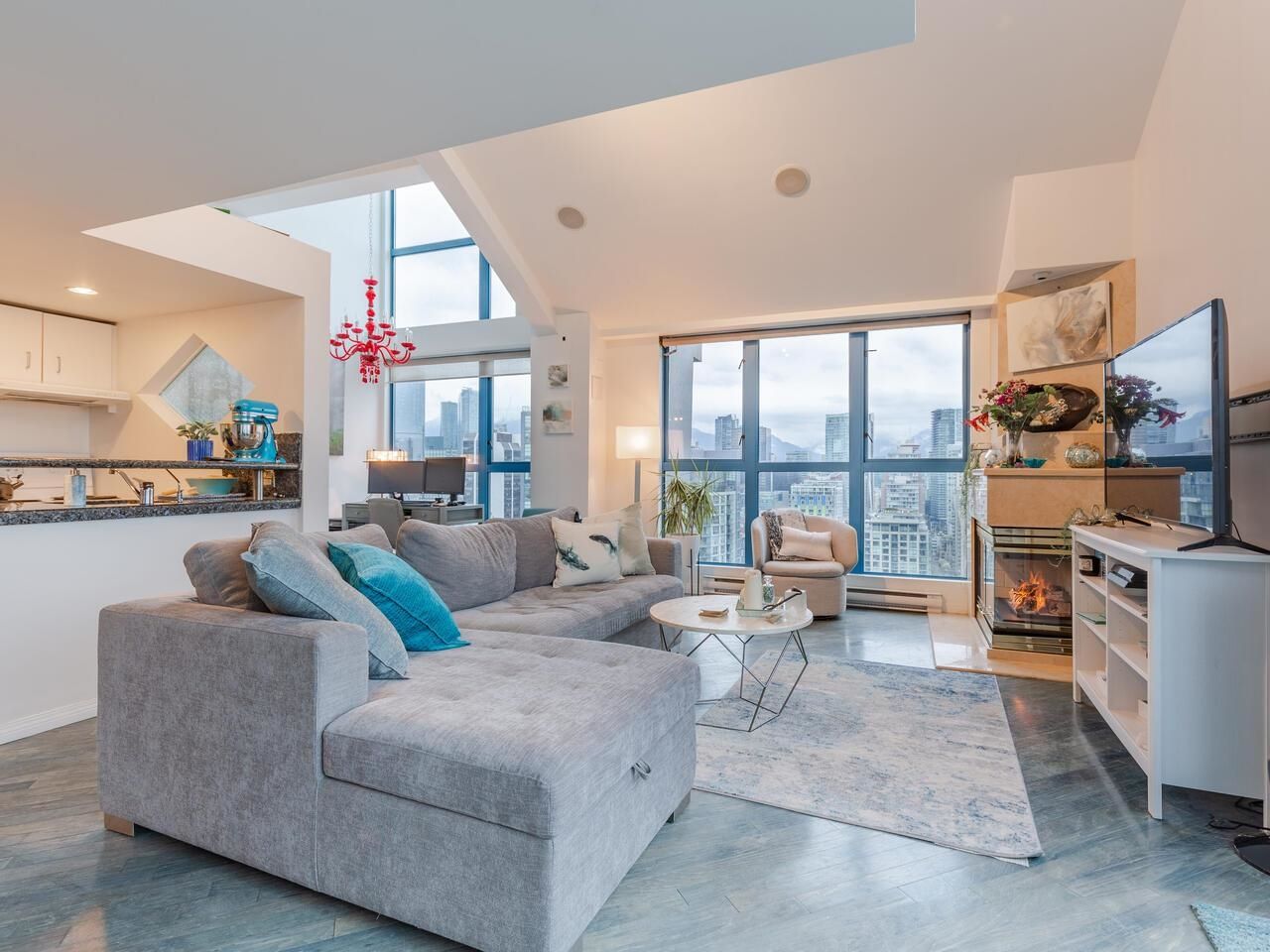 Listing Image 1