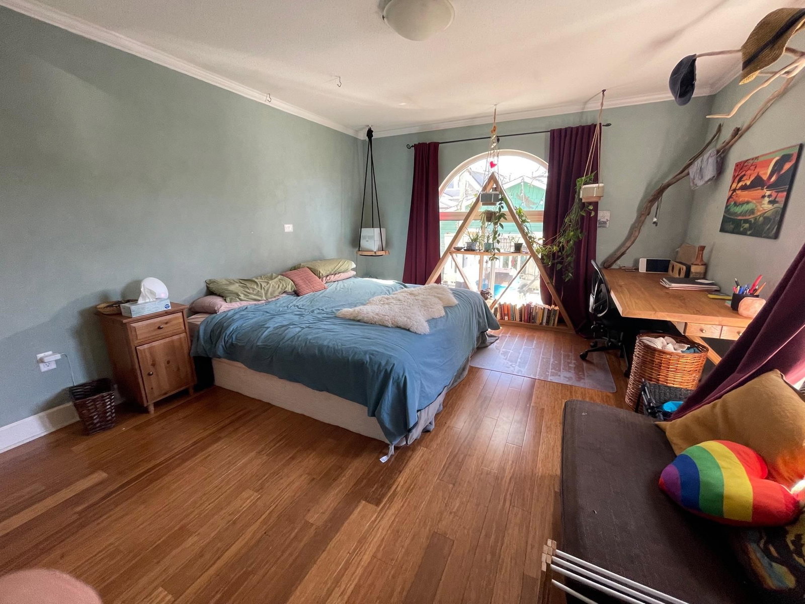 Listing Image 10