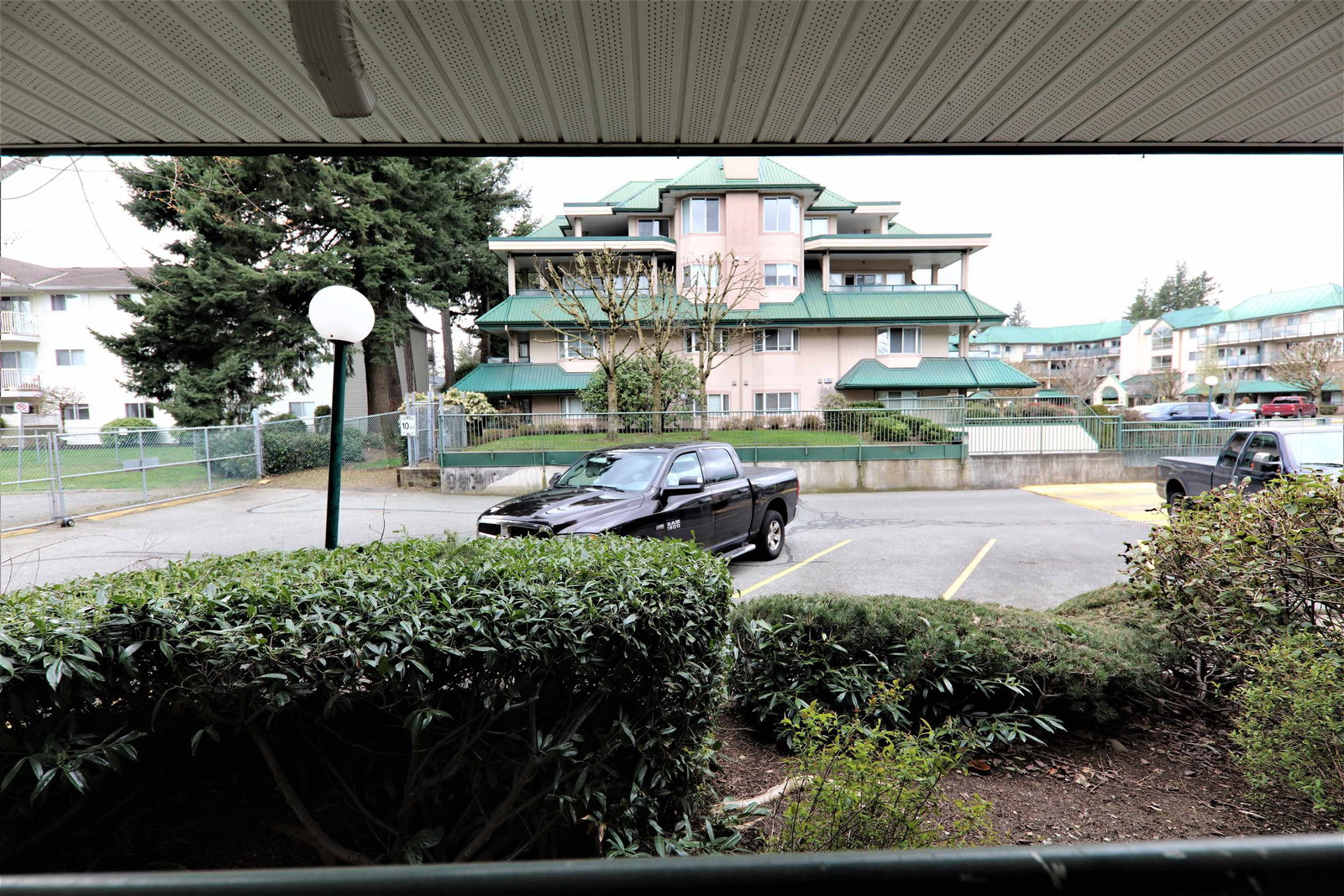 Listing Image 19