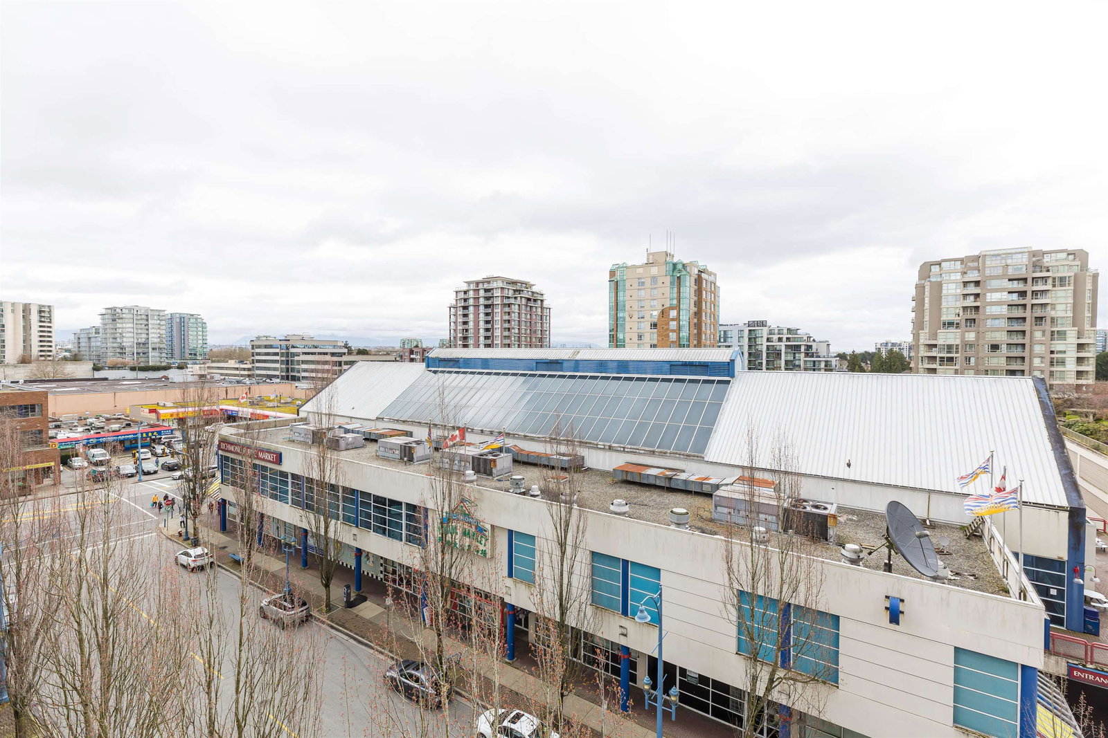 Listing Image 13