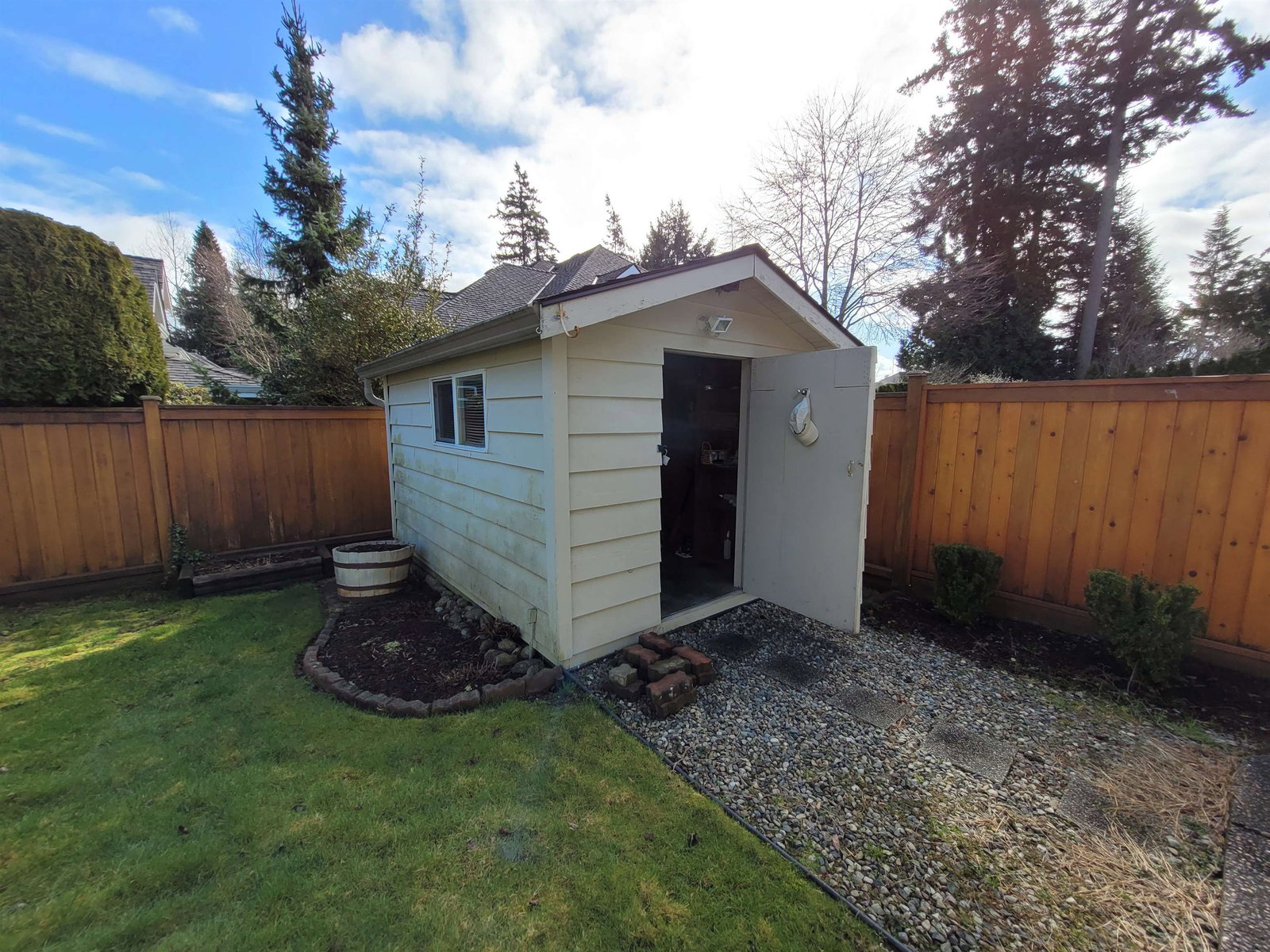 Listing Image 22