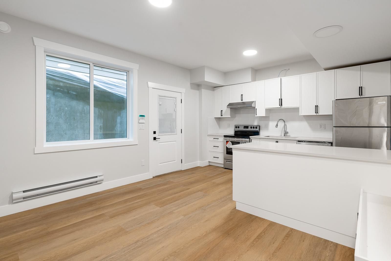 Listing Image 20