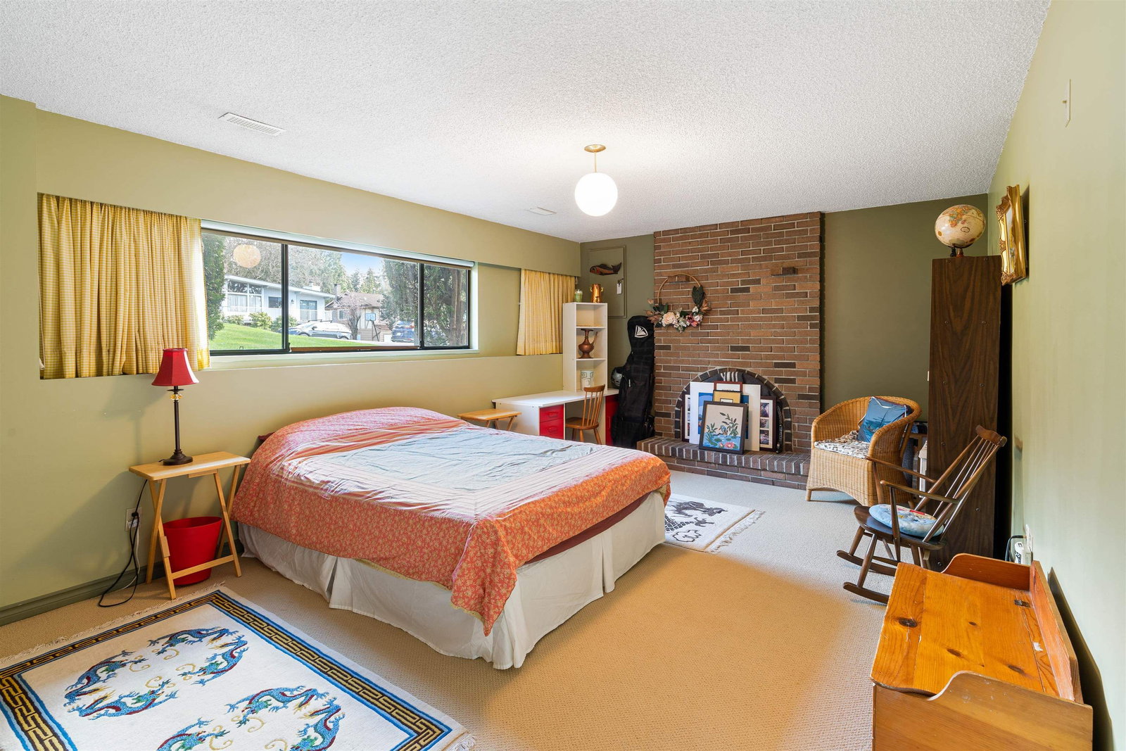 Listing Image 19
