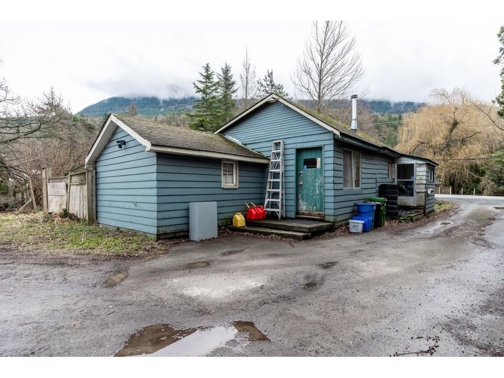 Listing Image 9