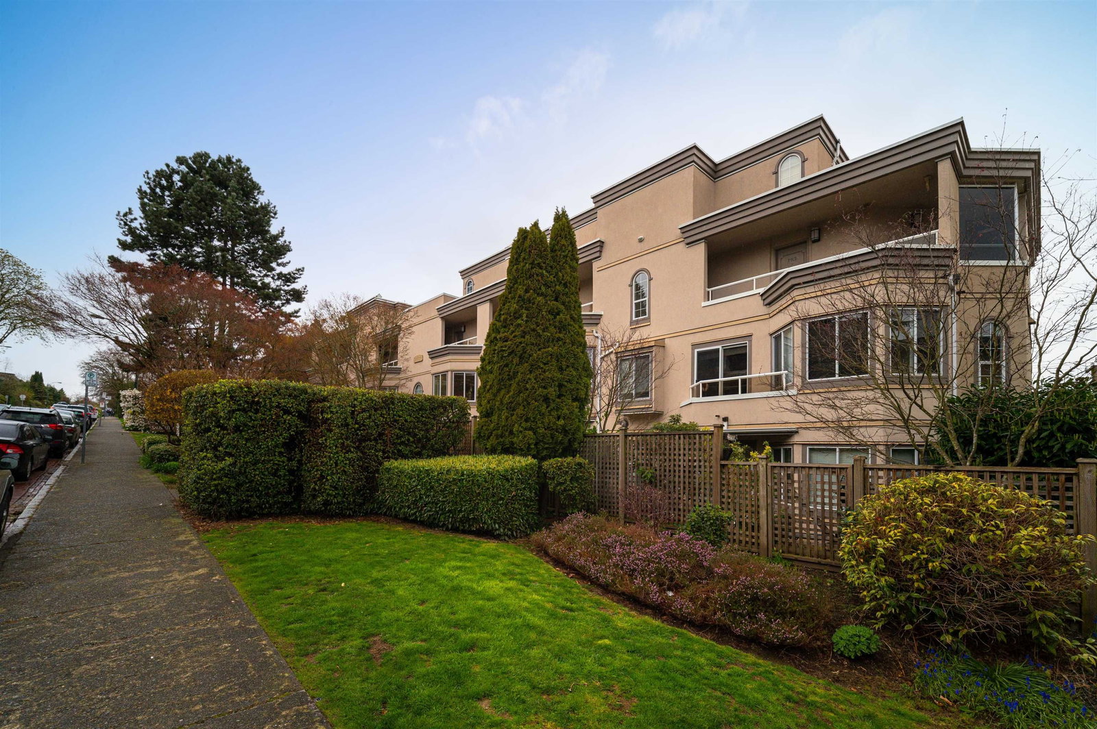 Listing Image 16