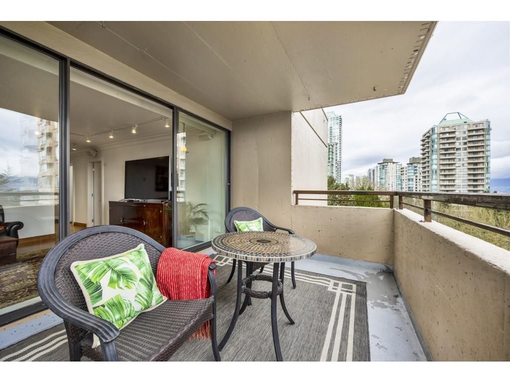 Listing Image 11