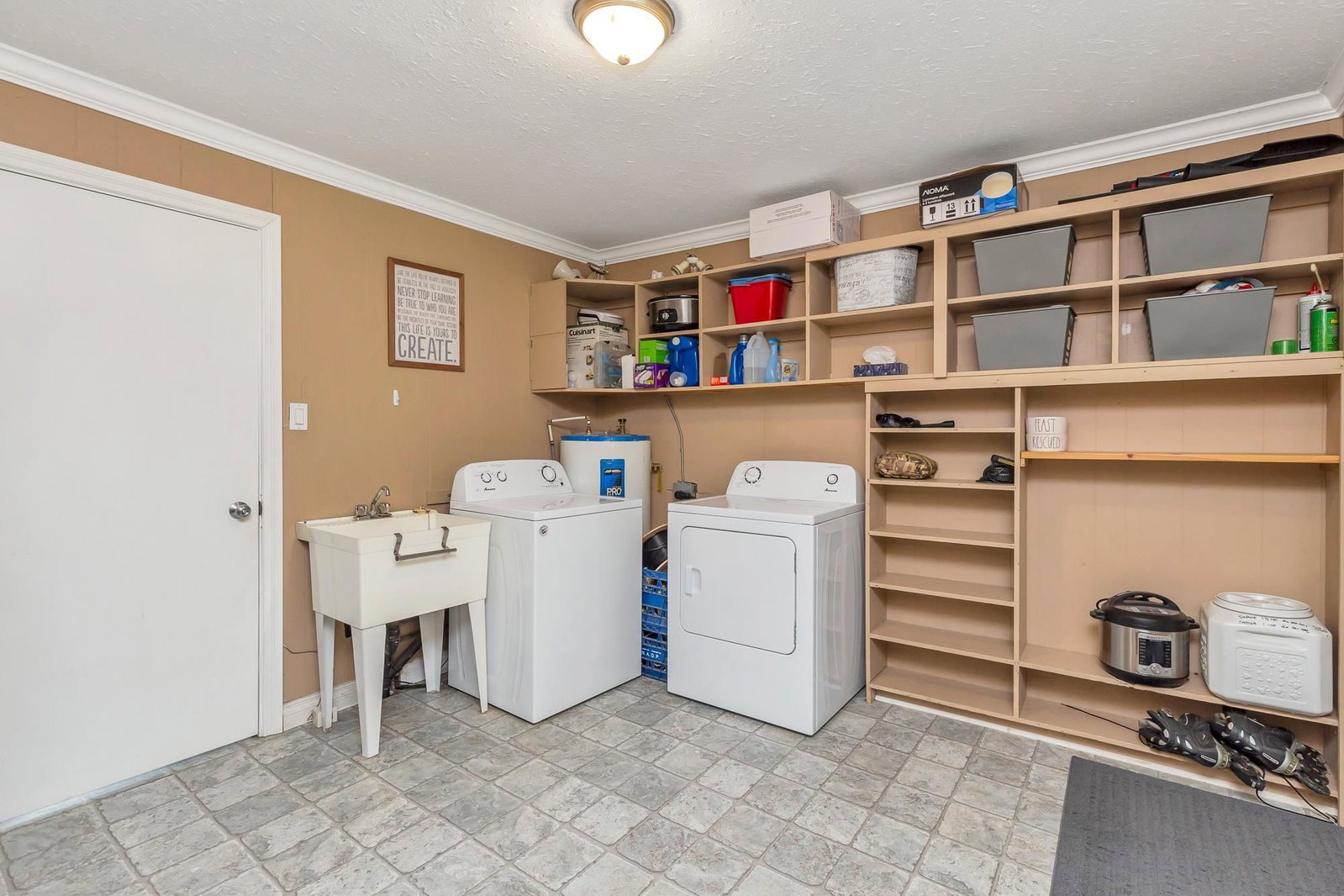 Listing Image 15
