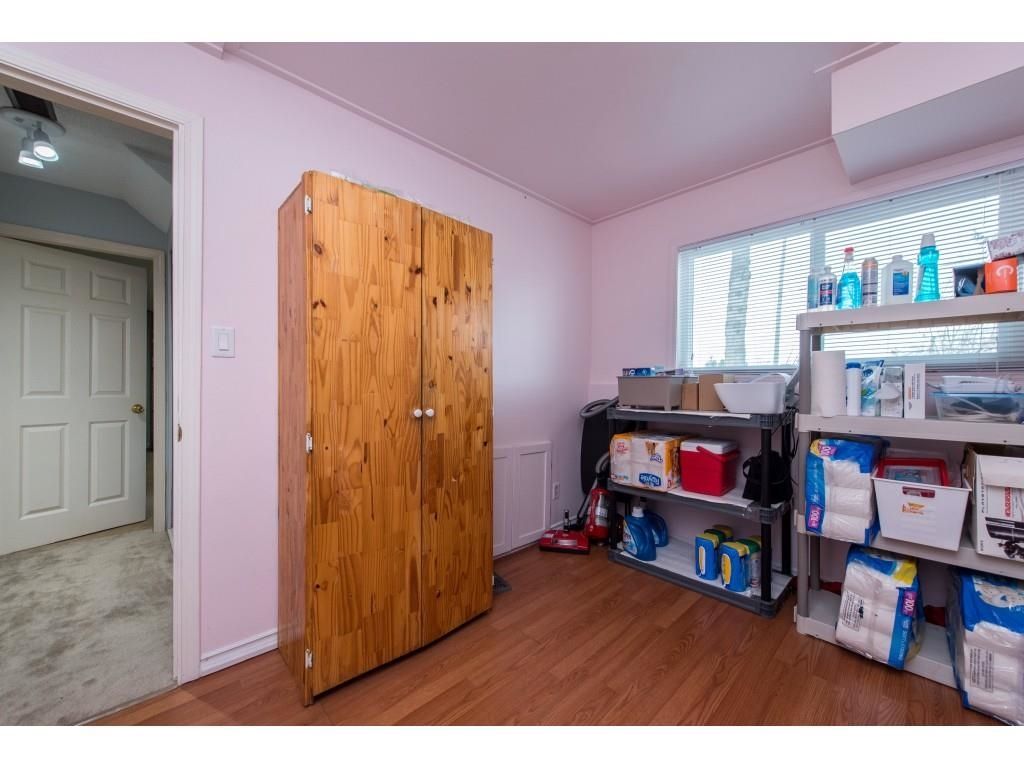 Listing Image 32