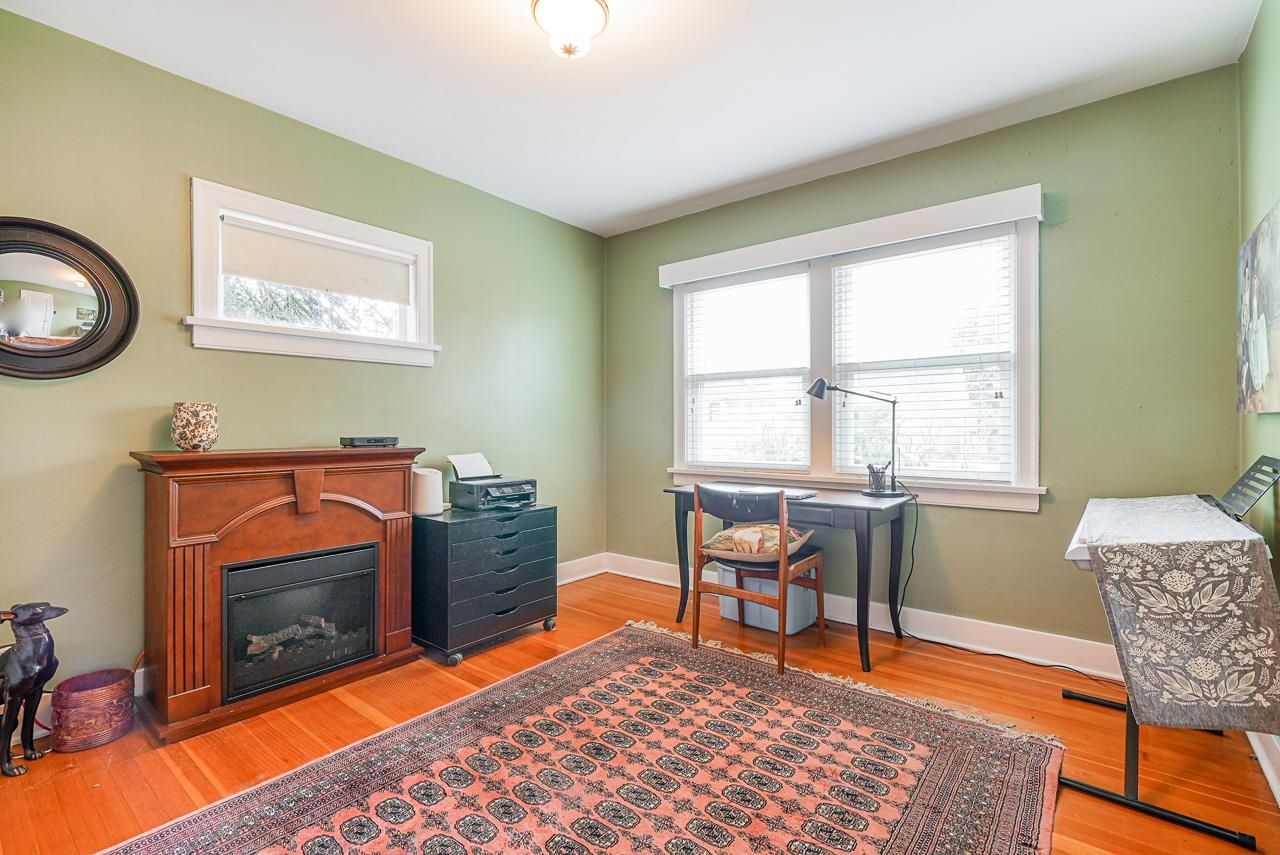 Listing Image 17