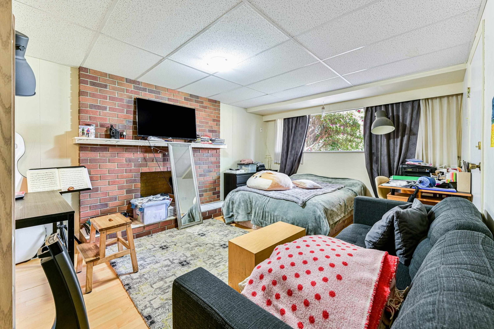 Listing Image 14