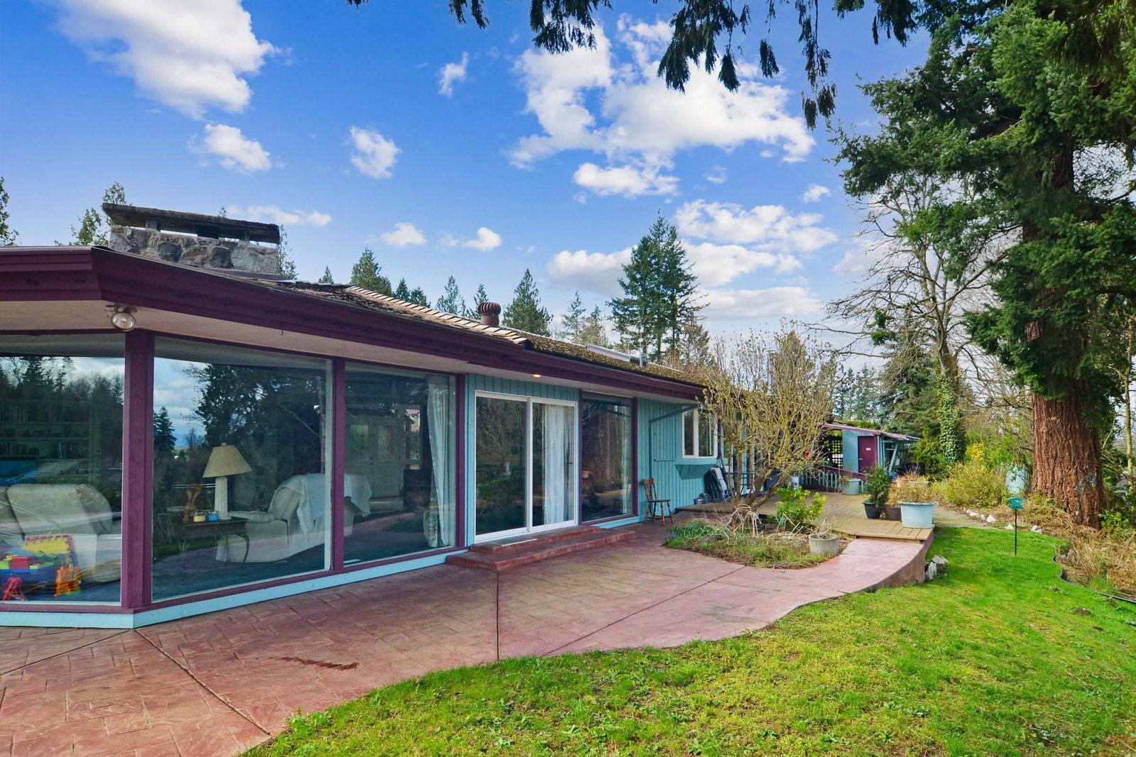 Listing Image 6