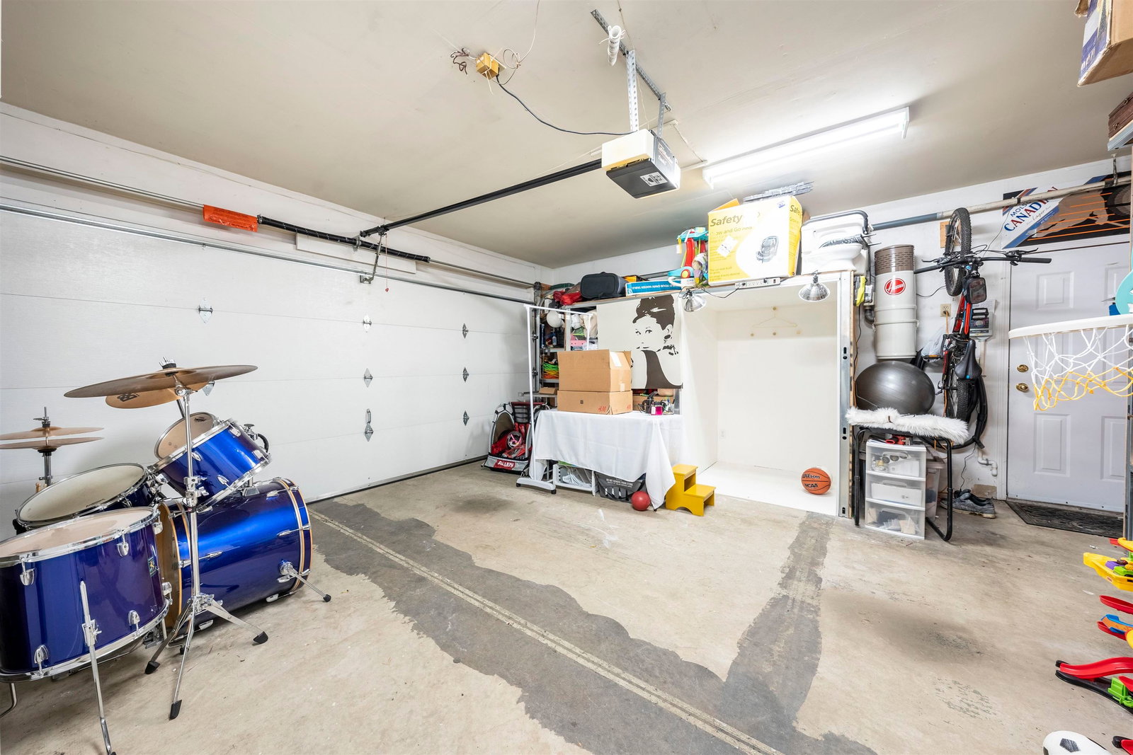 Listing Image 27