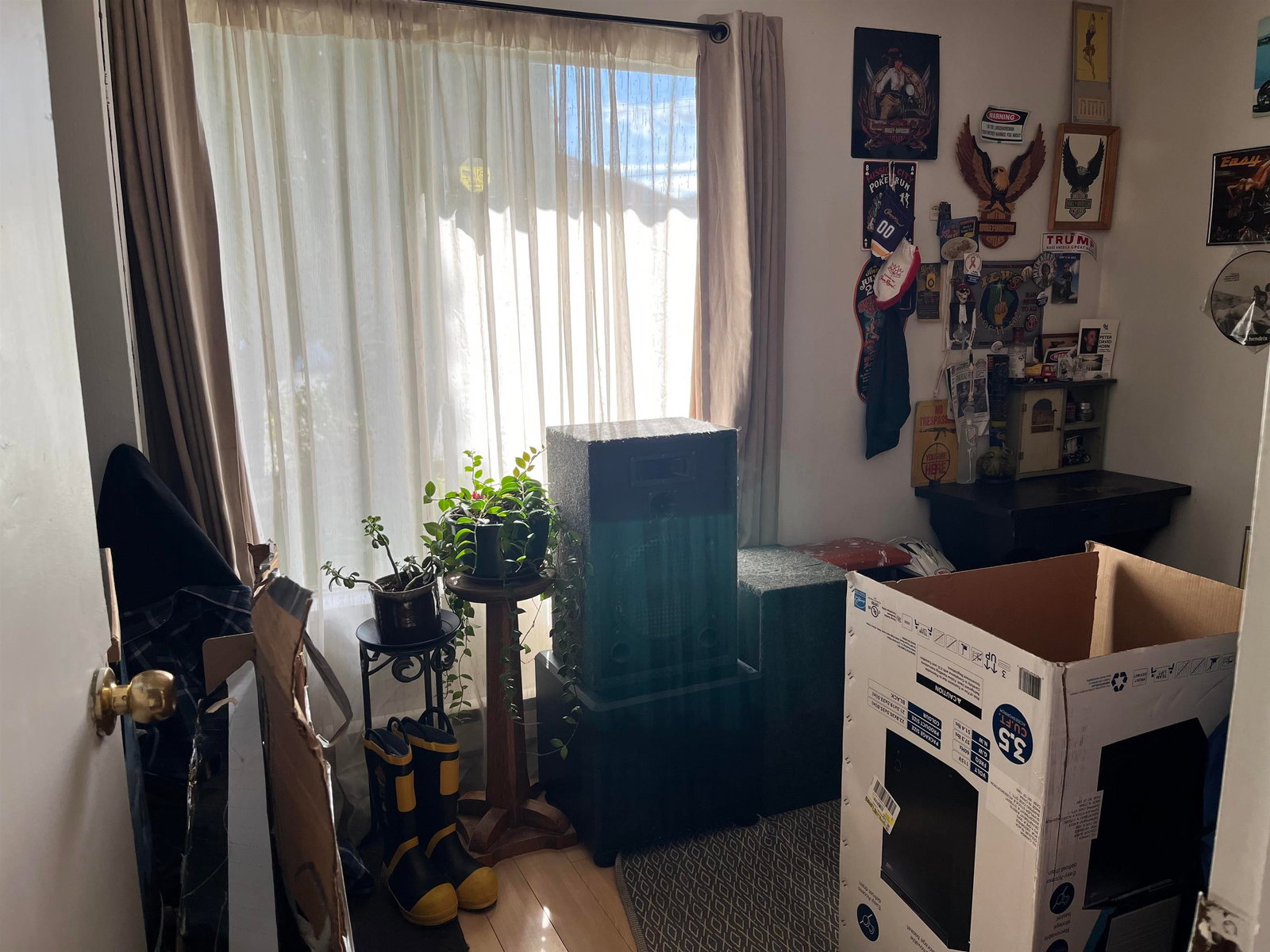 Listing Image 14